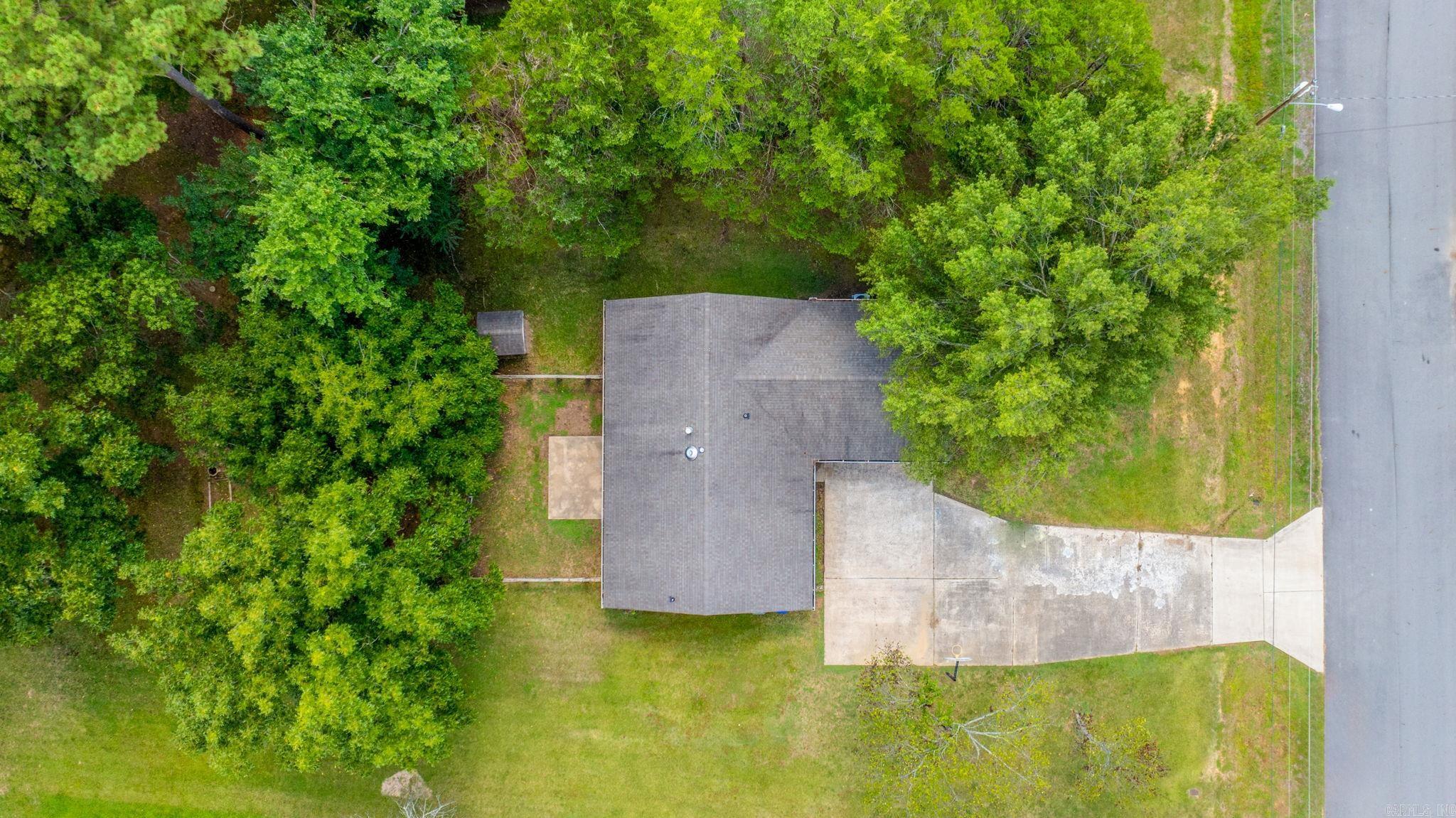 GOLDEN MEADOW - Residential