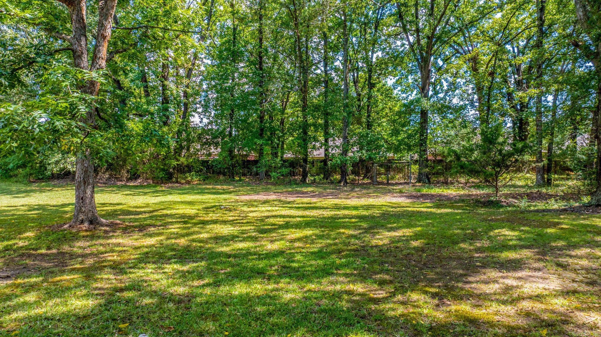 GOLDEN MEADOW - Residential