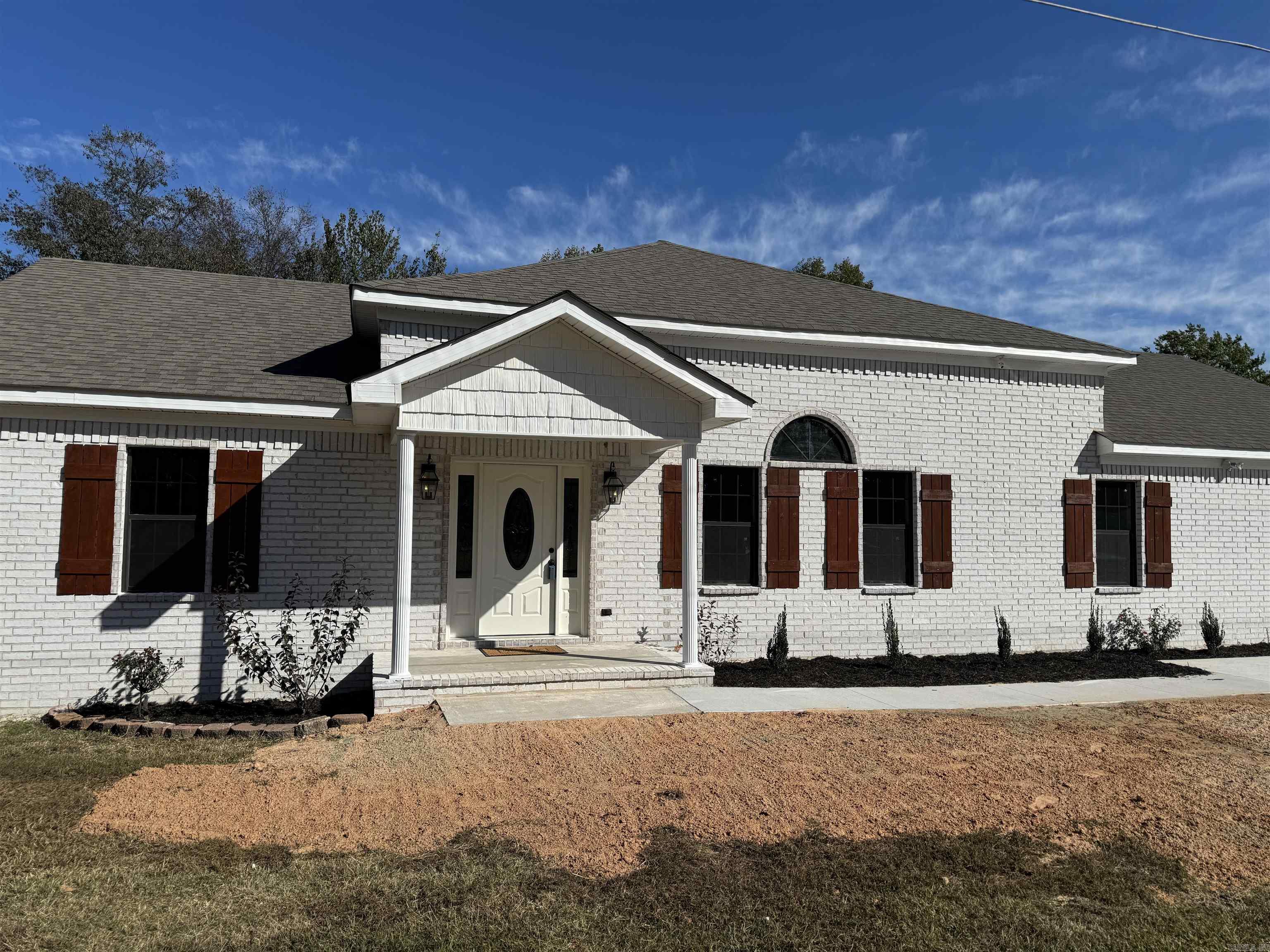 Check out this new construction beauty sitting on almost an acre lot in Remington acres! Less than 1 mile to freeway access for easy commute to little Rock, this all brick 4/2 is ready for someone to call home. Lots of extras went into the build including 12+ foot ceilings in living/kitchen area, multi jet shower and jacuzzi tub for master, cameras installed on exterior of home and huge open kitchen layout makes it perfect for entertaining. House is priced well below market value for a quick sale so don't wait, come check it out today.