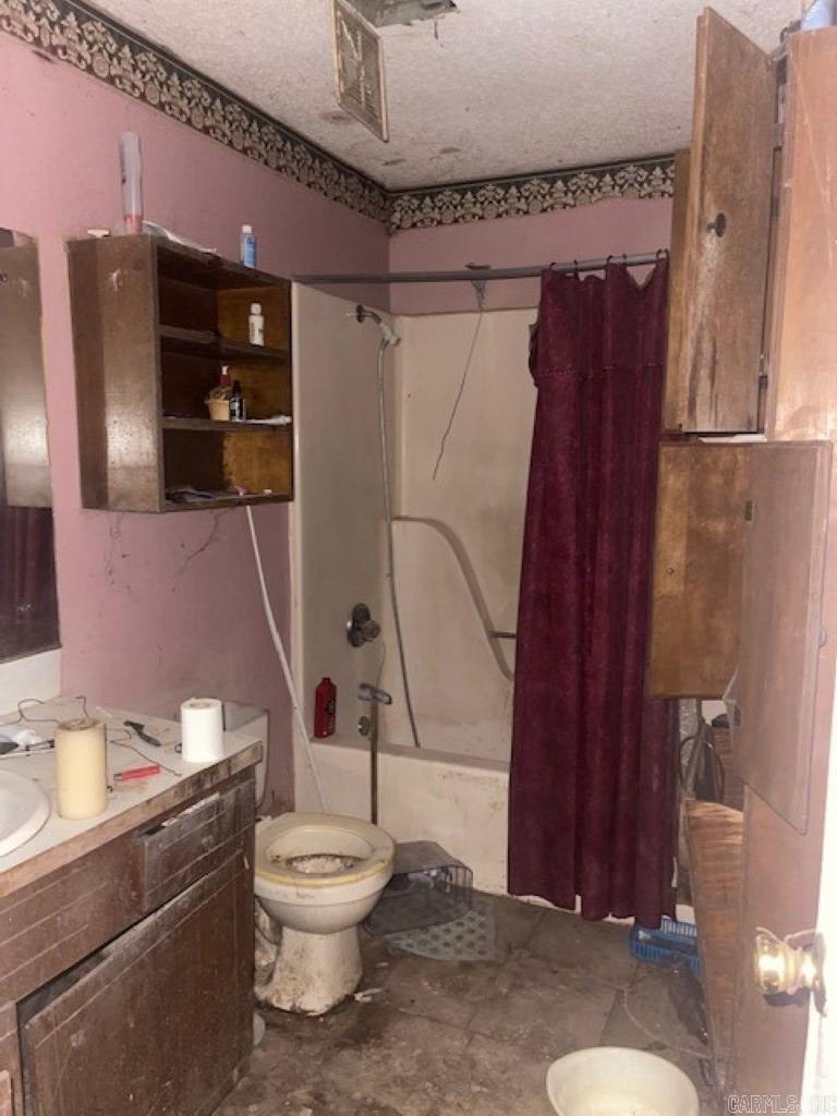 NORTHRIDGE SUBD - Residential