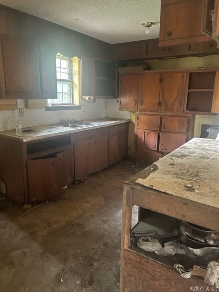 NORTHRIDGE SUBD - Residential