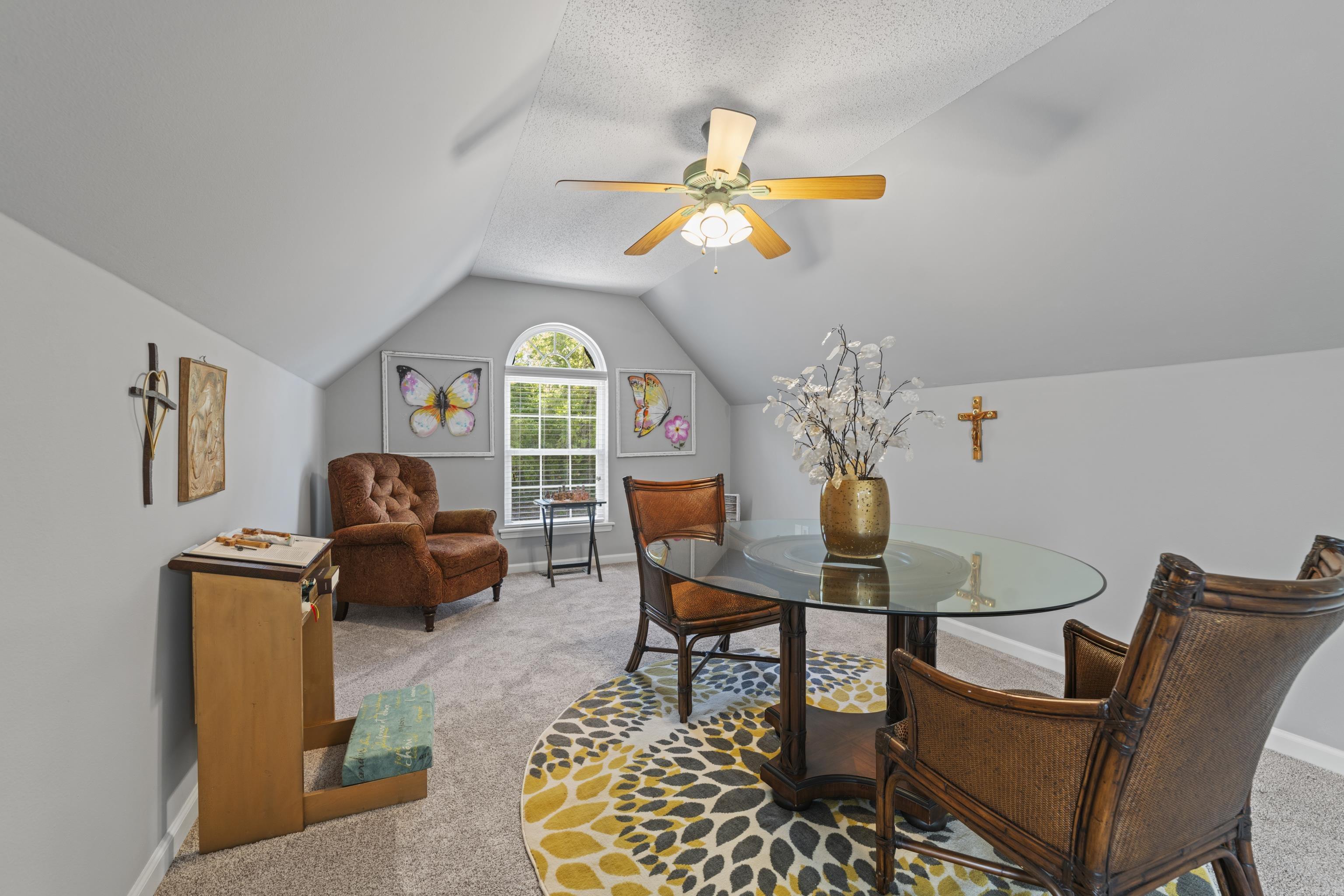 NAPLE HEIGHTS - LAKE - Residential