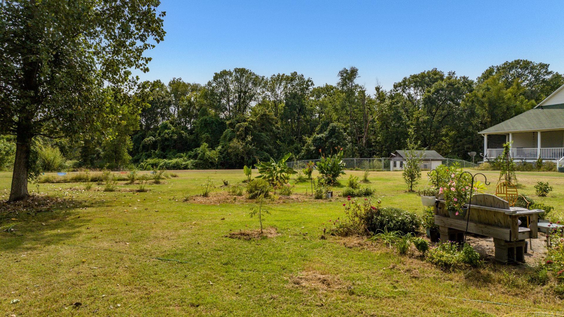 Saddlewood Acres - Residential