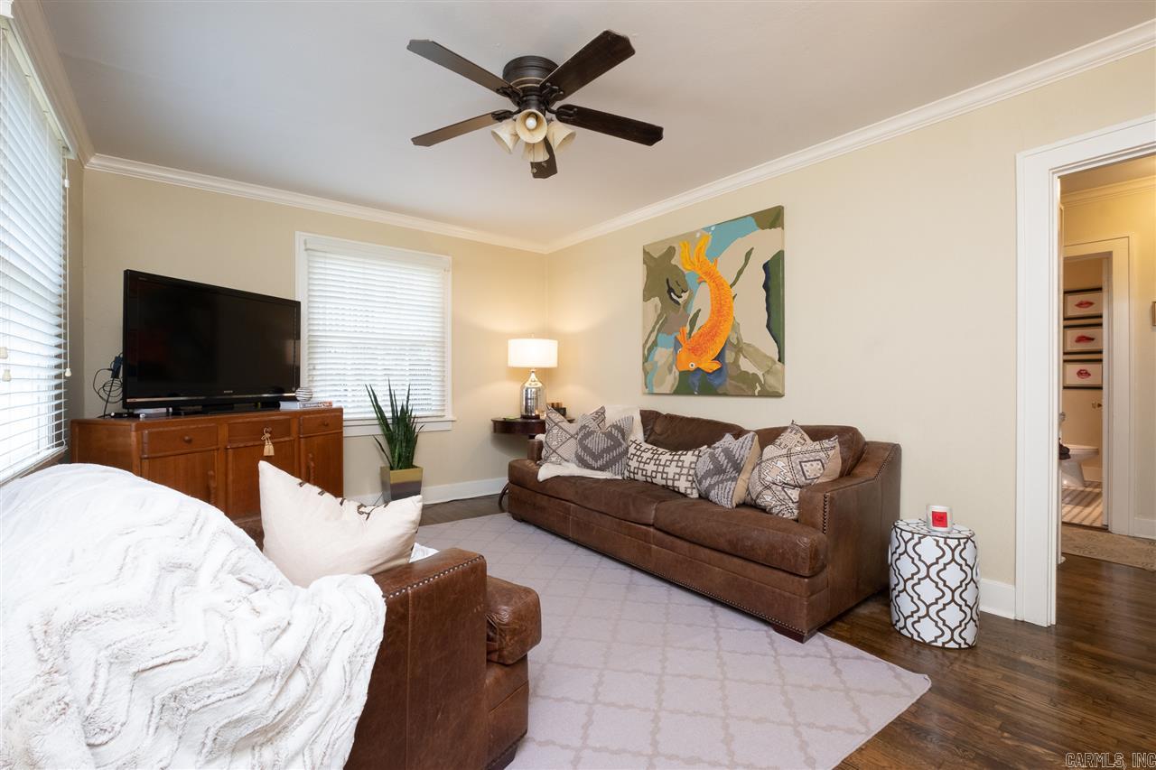 GLENDALE - Residential