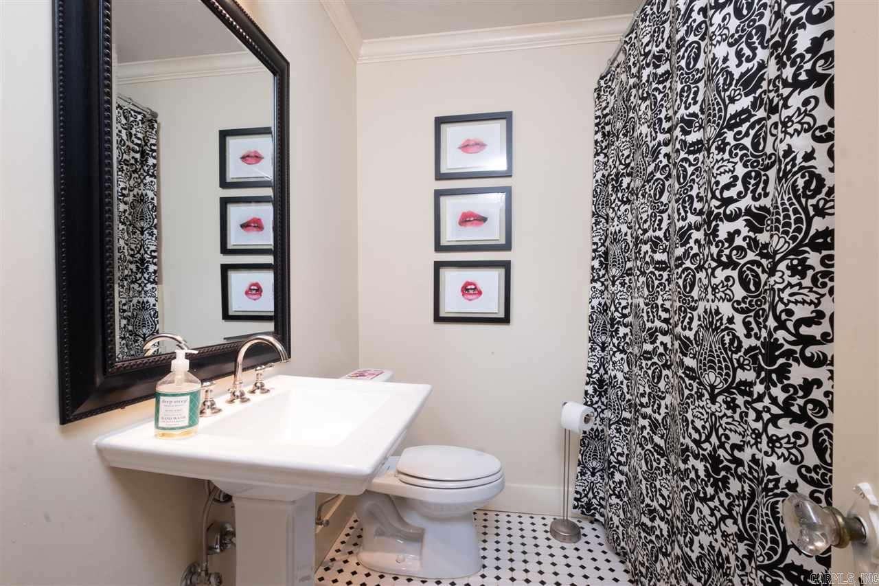 GLENDALE - Residential