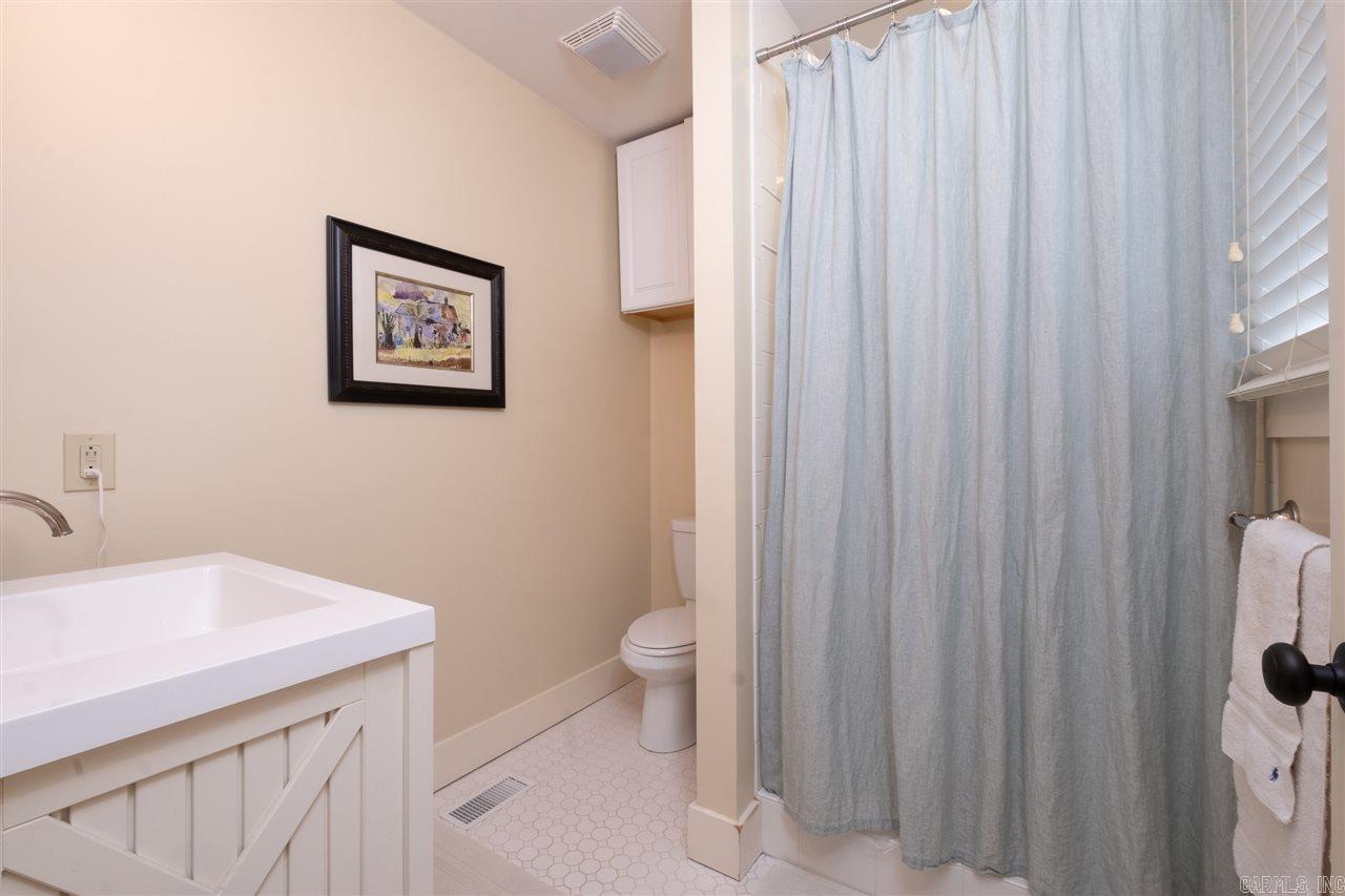 GLENDALE - Residential