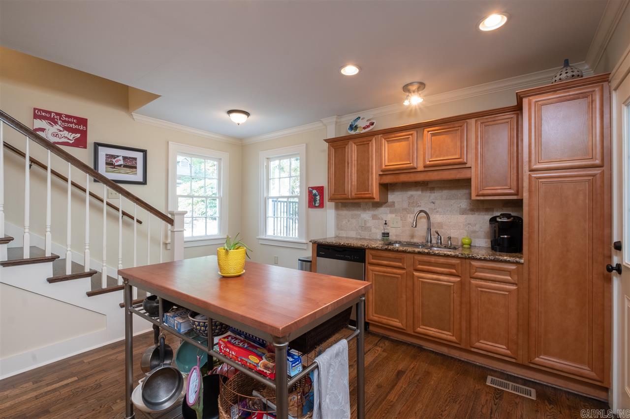 GLENDALE - Residential