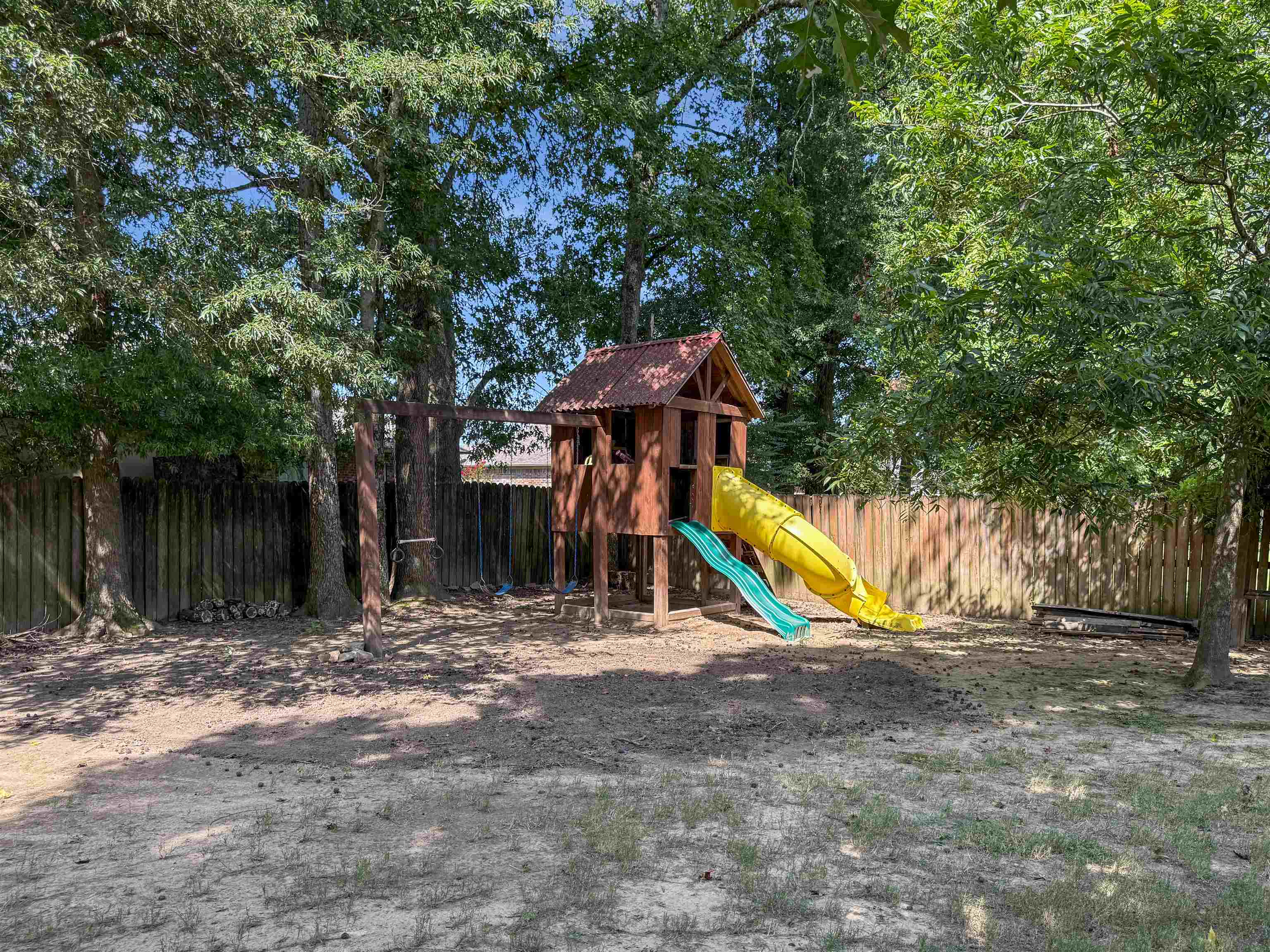 COUNTRY VILLAGE ESTATES - Residential