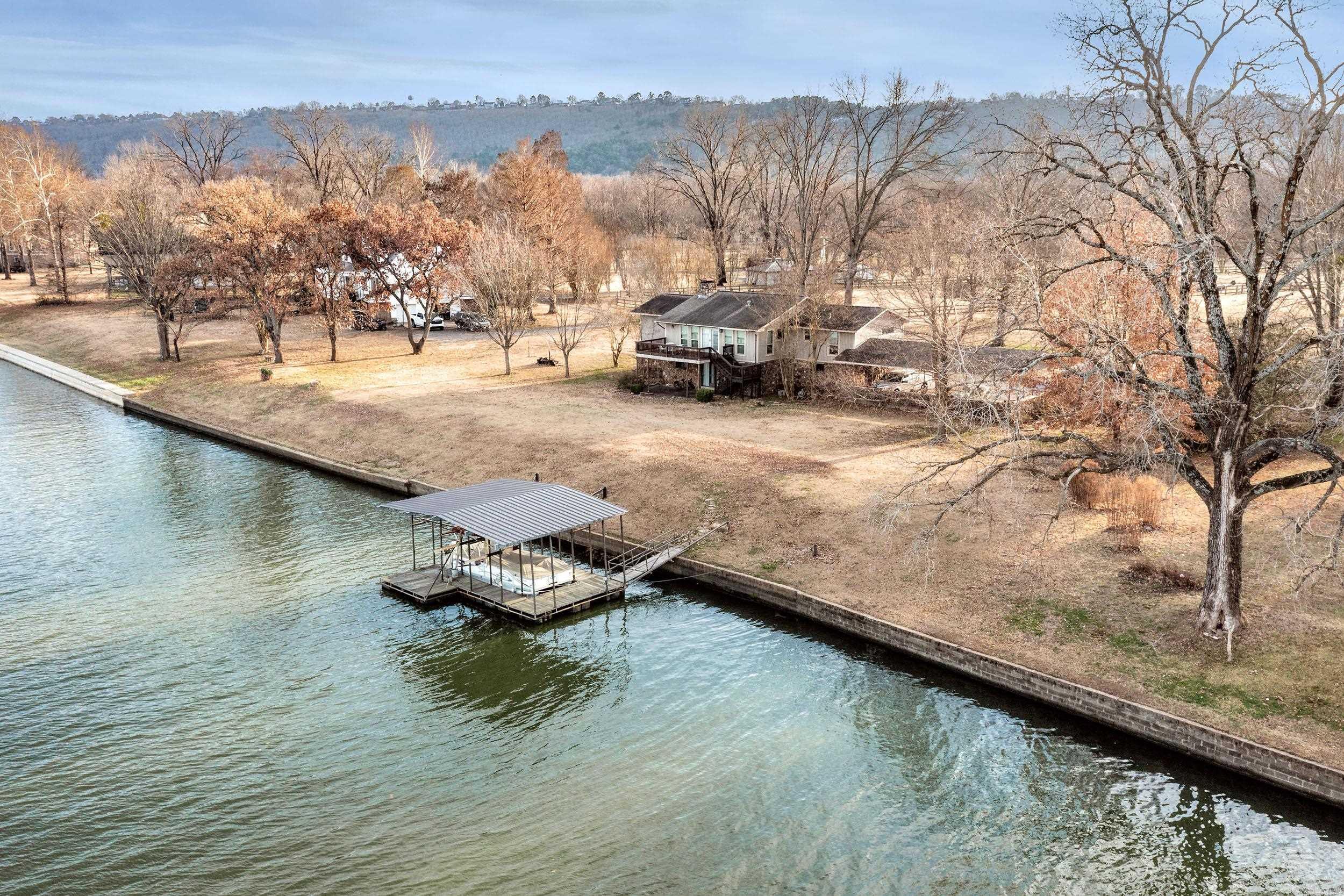 ARKANSAS RIVER TRACT - Residential