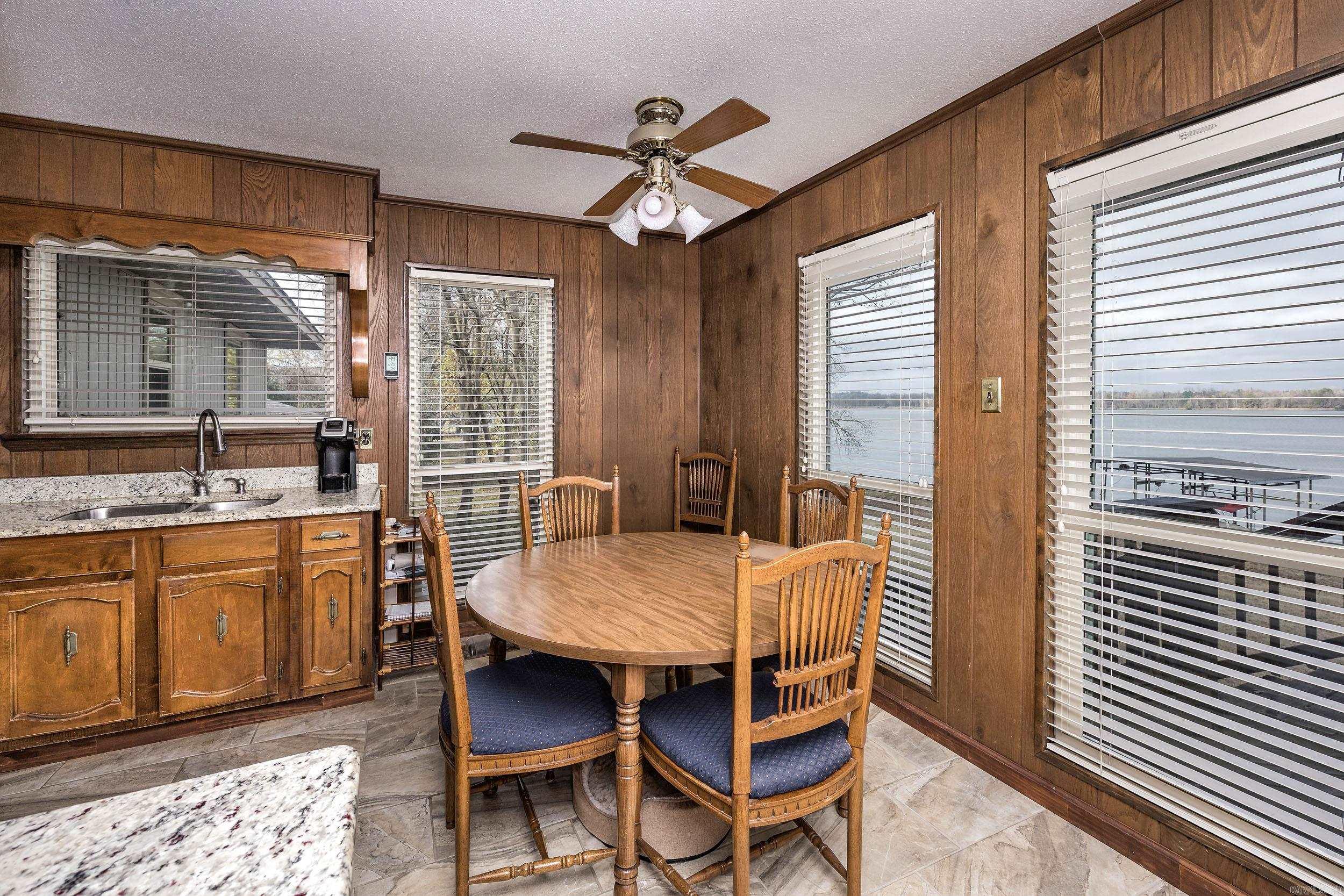 ARKANSAS RIVER TRACT - Residential