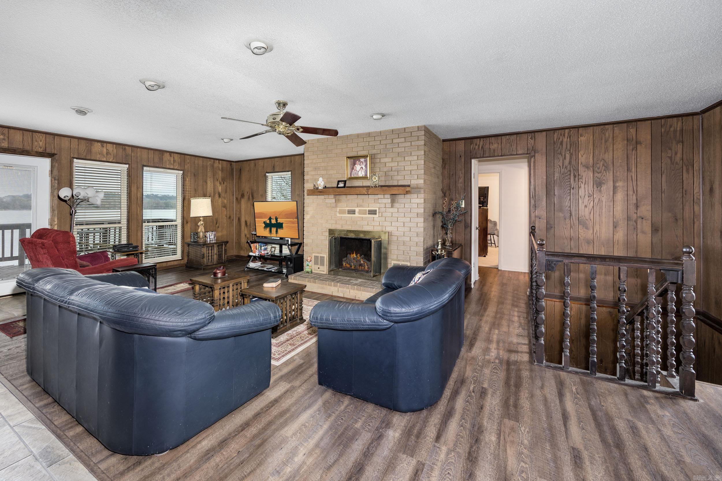 ARKANSAS RIVER TRACT - Residential