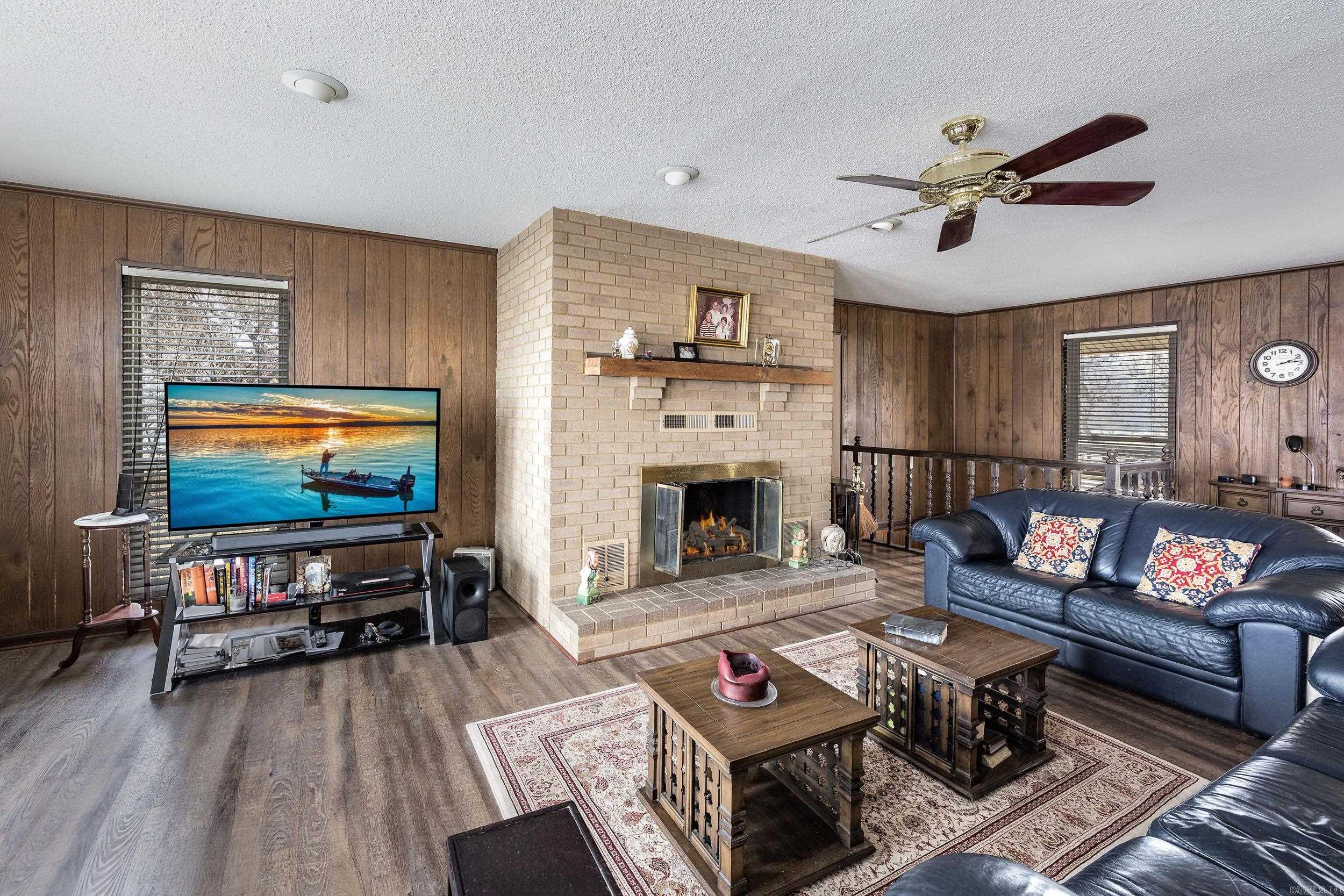 ARKANSAS RIVER TRACT - Residential