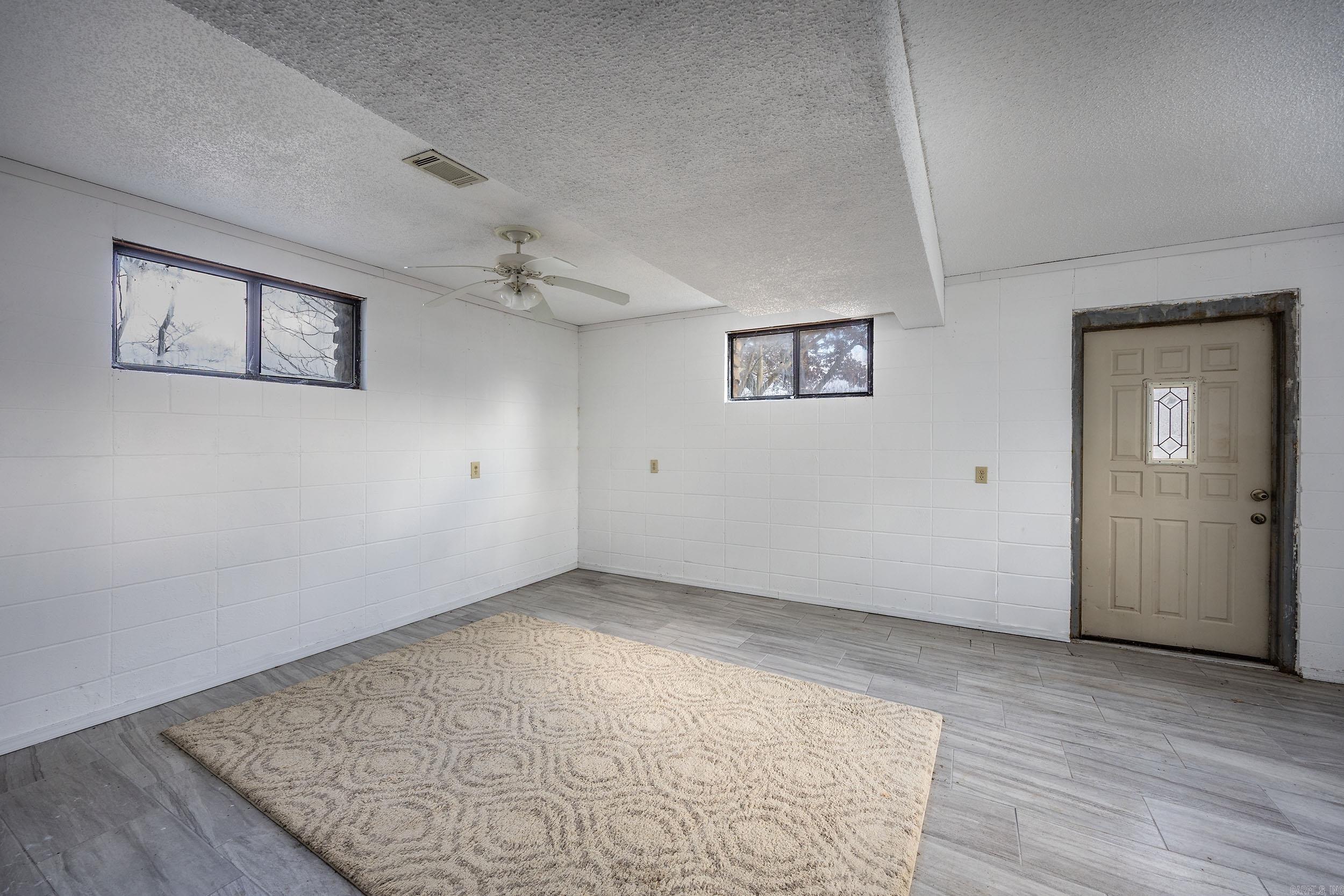 ARKANSAS RIVER TRACT - Residential