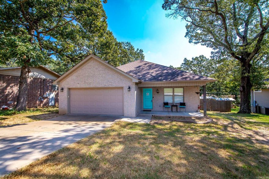 Wonderful home in the heart of Sherwood. Charming 3-bedroom, 2-bath home featuring sleek concrete floors throughout. Durable, stylish, and easy to maintain. Perfect for families who love an open, contemporary look. Fully fenced, spacious backyard. Come see this great home.