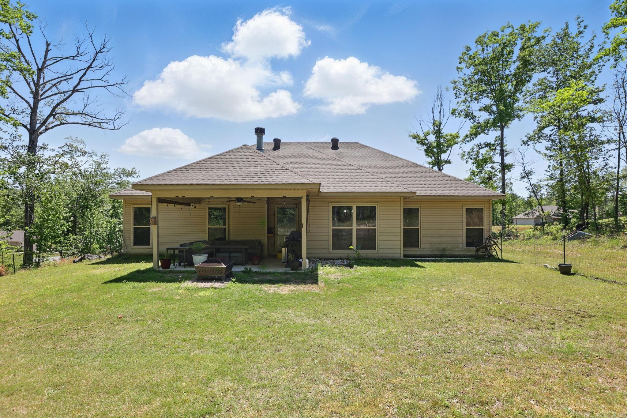 PINEWOOD ESTATES - Residential