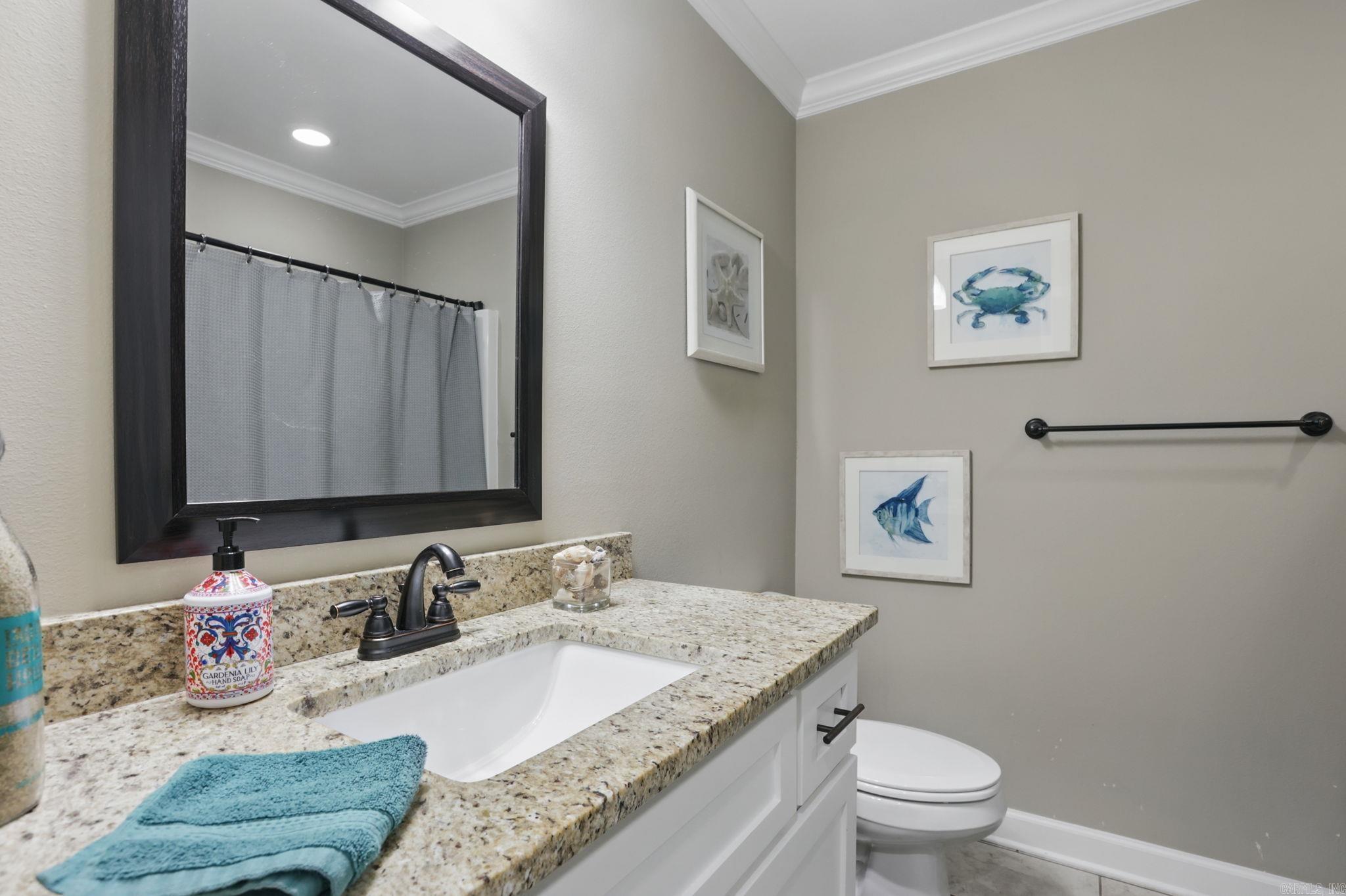 PINEWOOD ESTATES - Residential