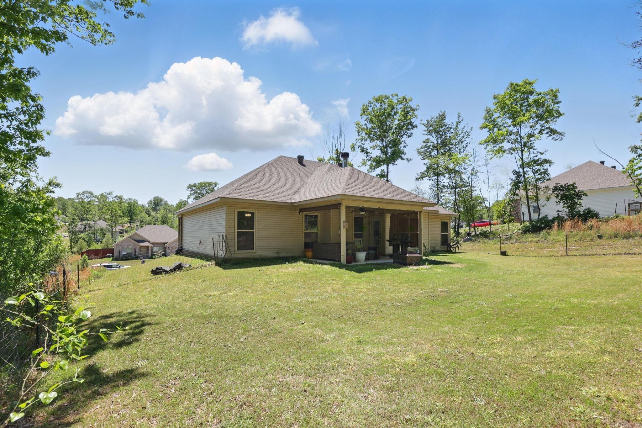 PINEWOOD ESTATES - Residential