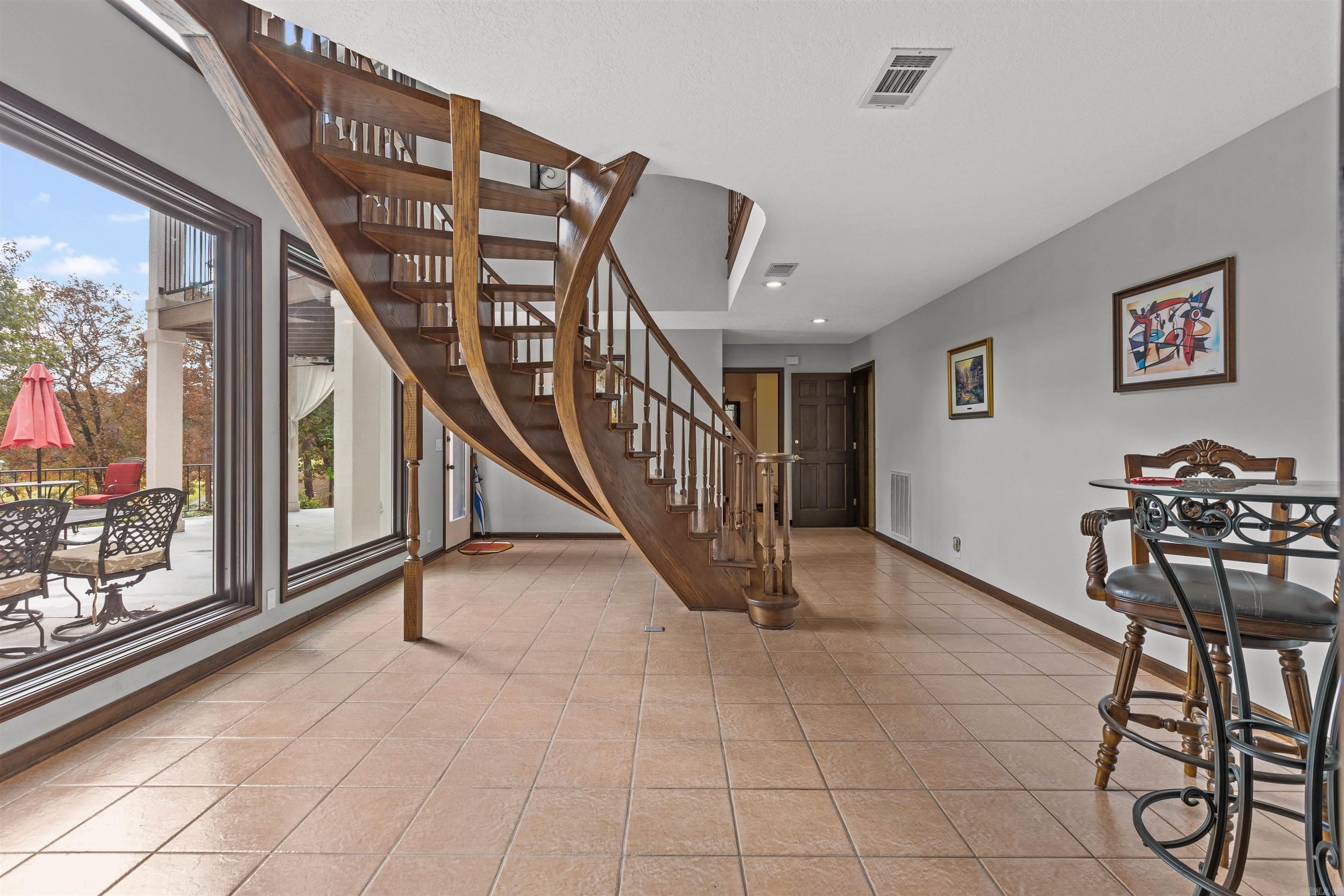 BALTANAS - Residential