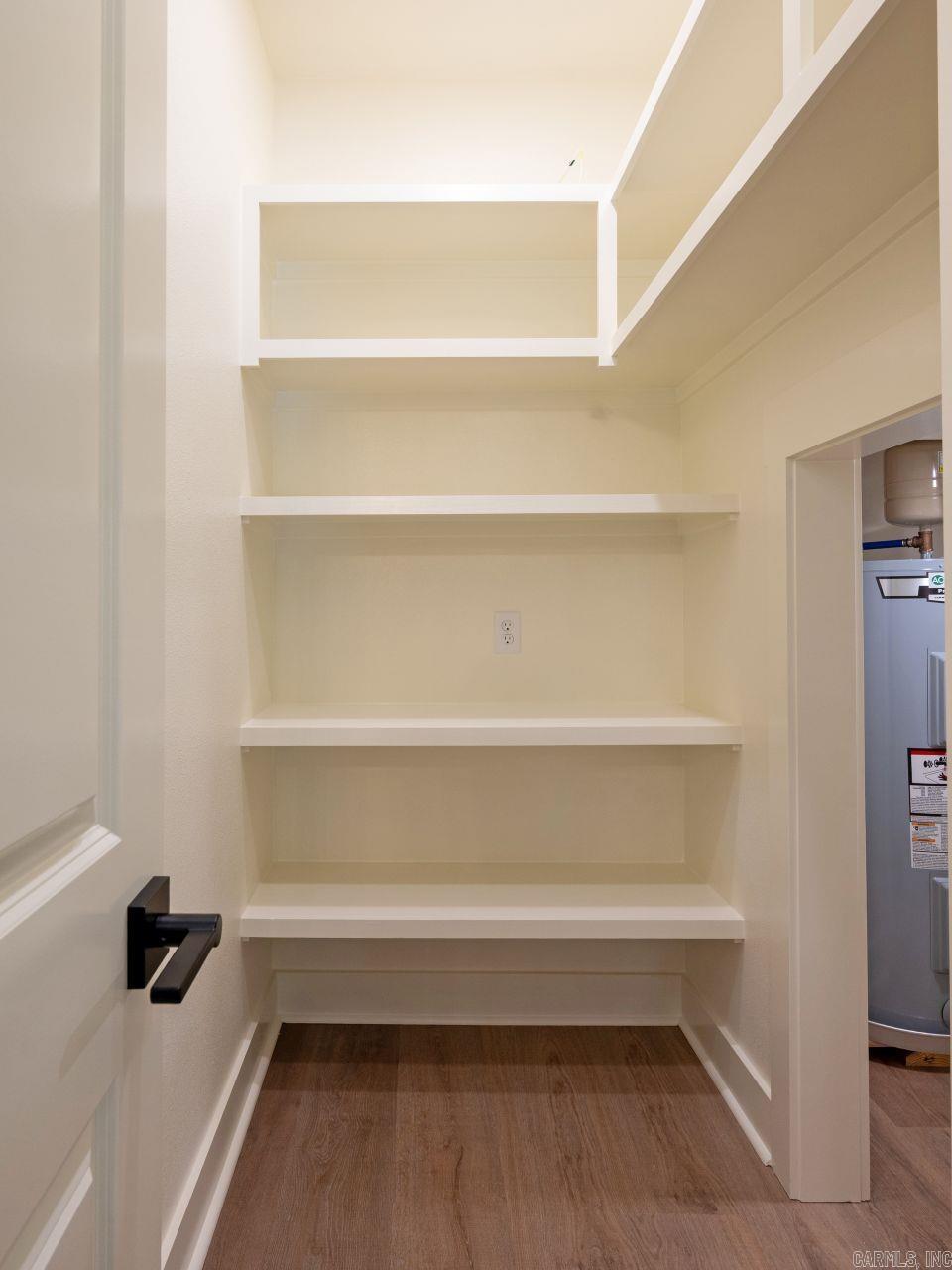 CARDINAL VALLEY - Residential