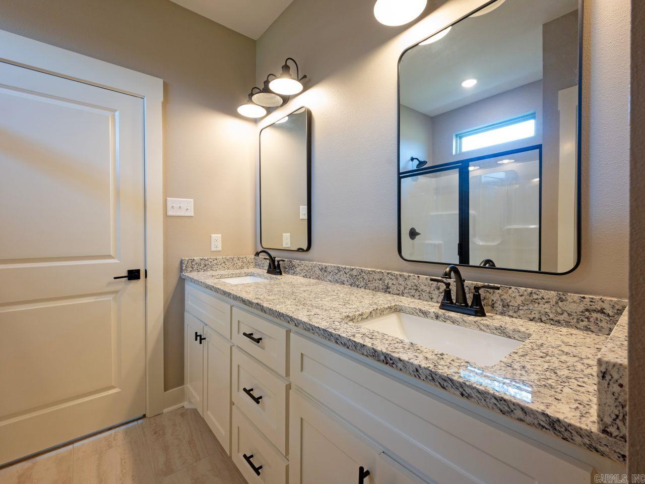 CARDINAL VALLEY - Residential