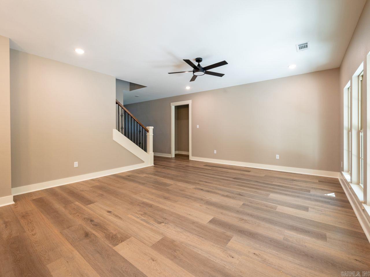 CARDINAL VALLEY - Residential