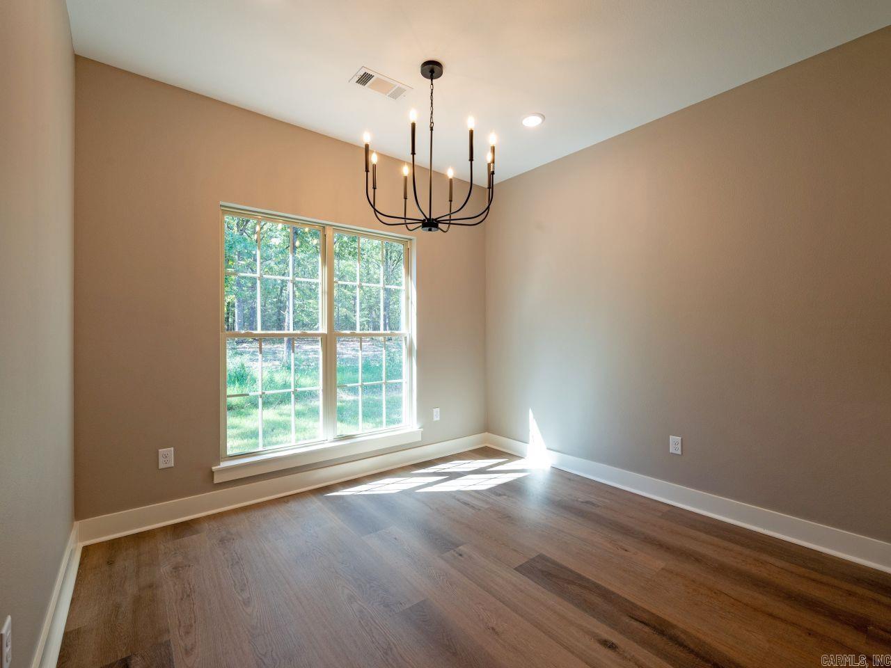 CARDINAL VALLEY - Residential