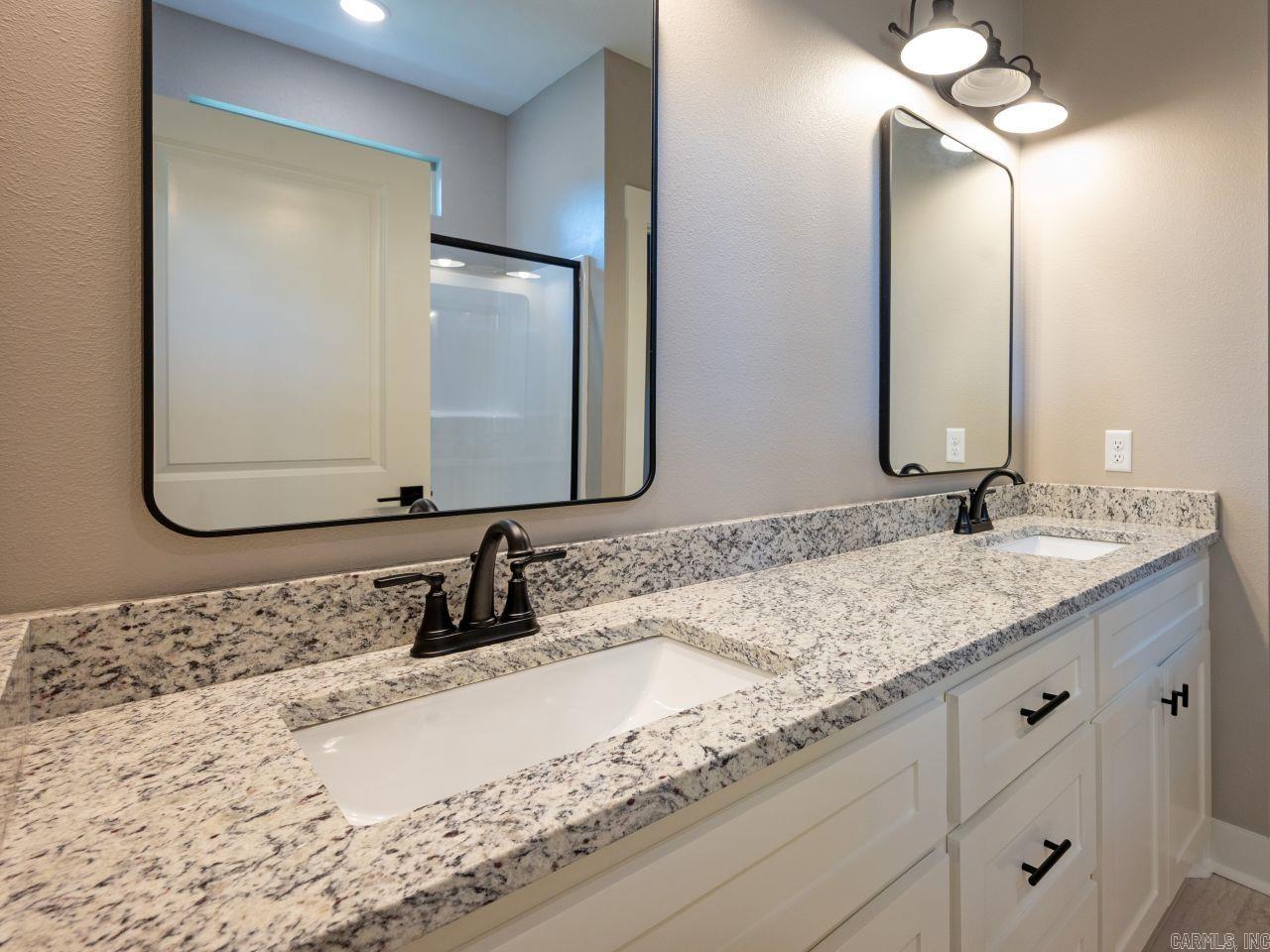 CARDINAL VALLEY - Residential