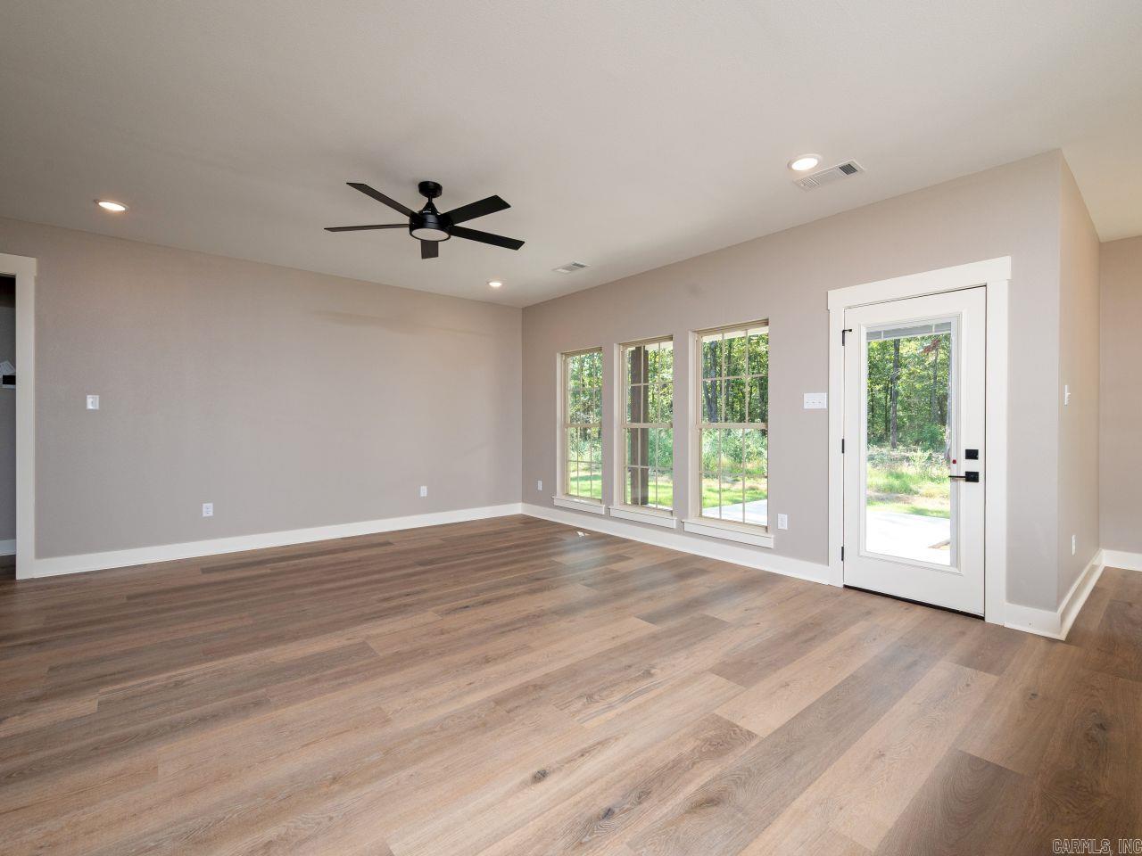 CARDINAL VALLEY - Residential