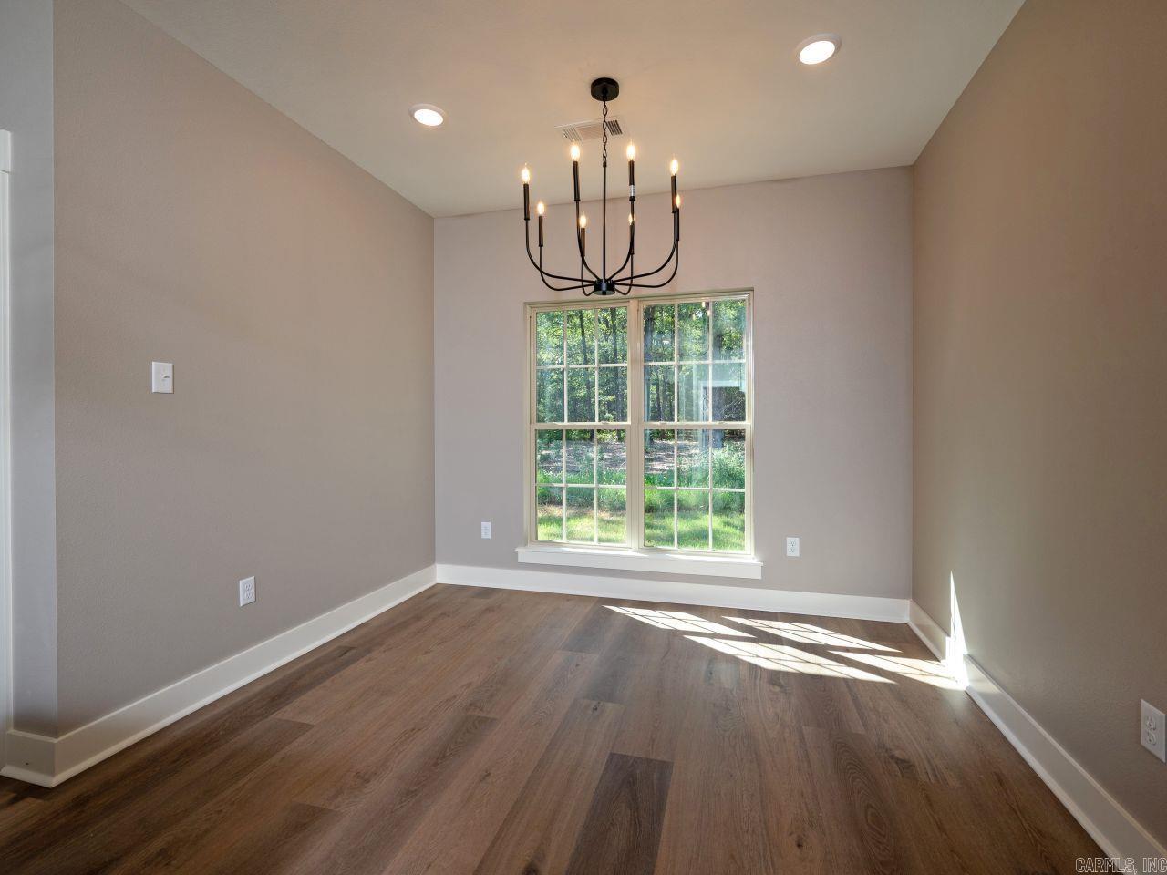 CARDINAL VALLEY - Residential