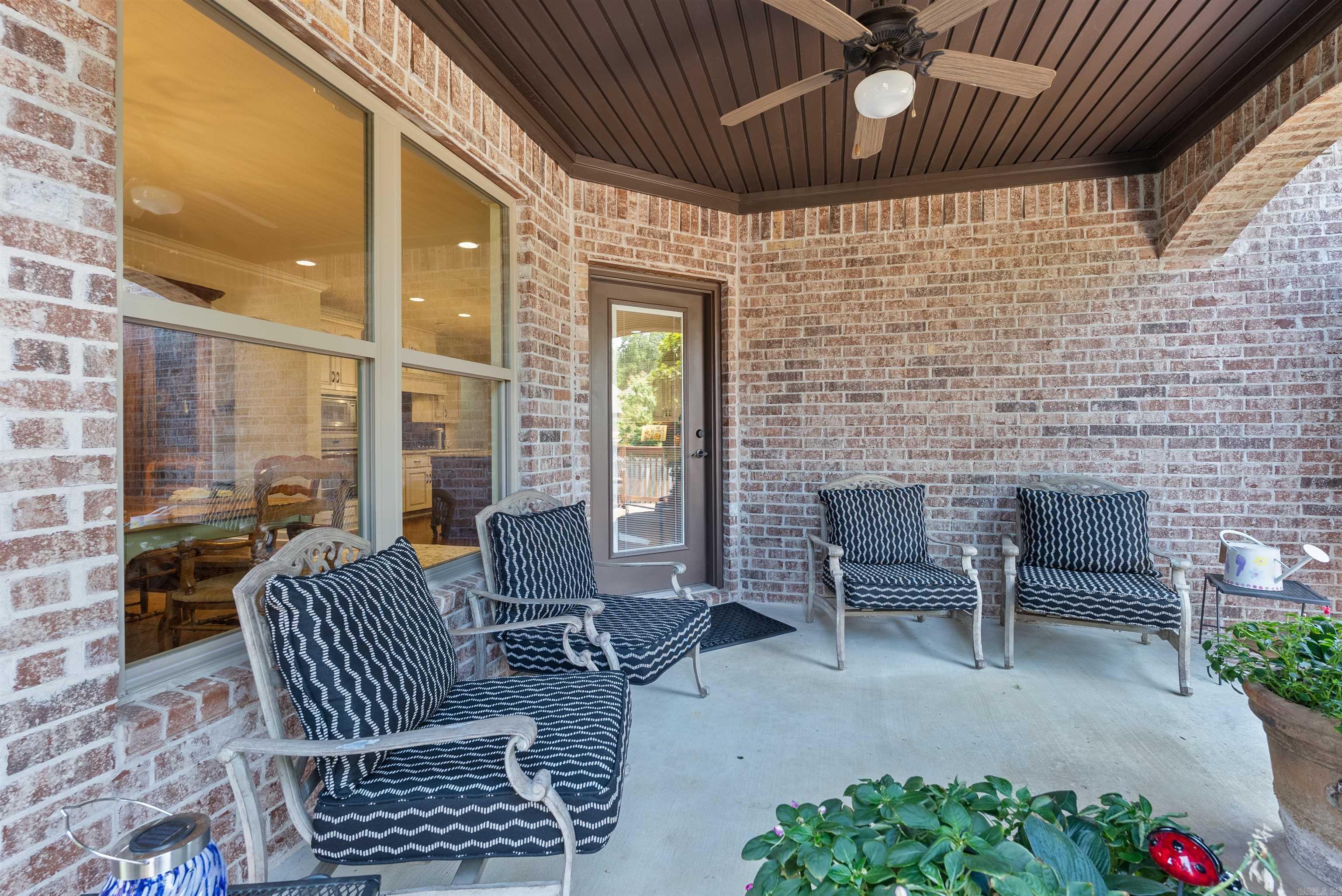 CHENAL VALLEY "MIRAMAR PLACE" - Residential