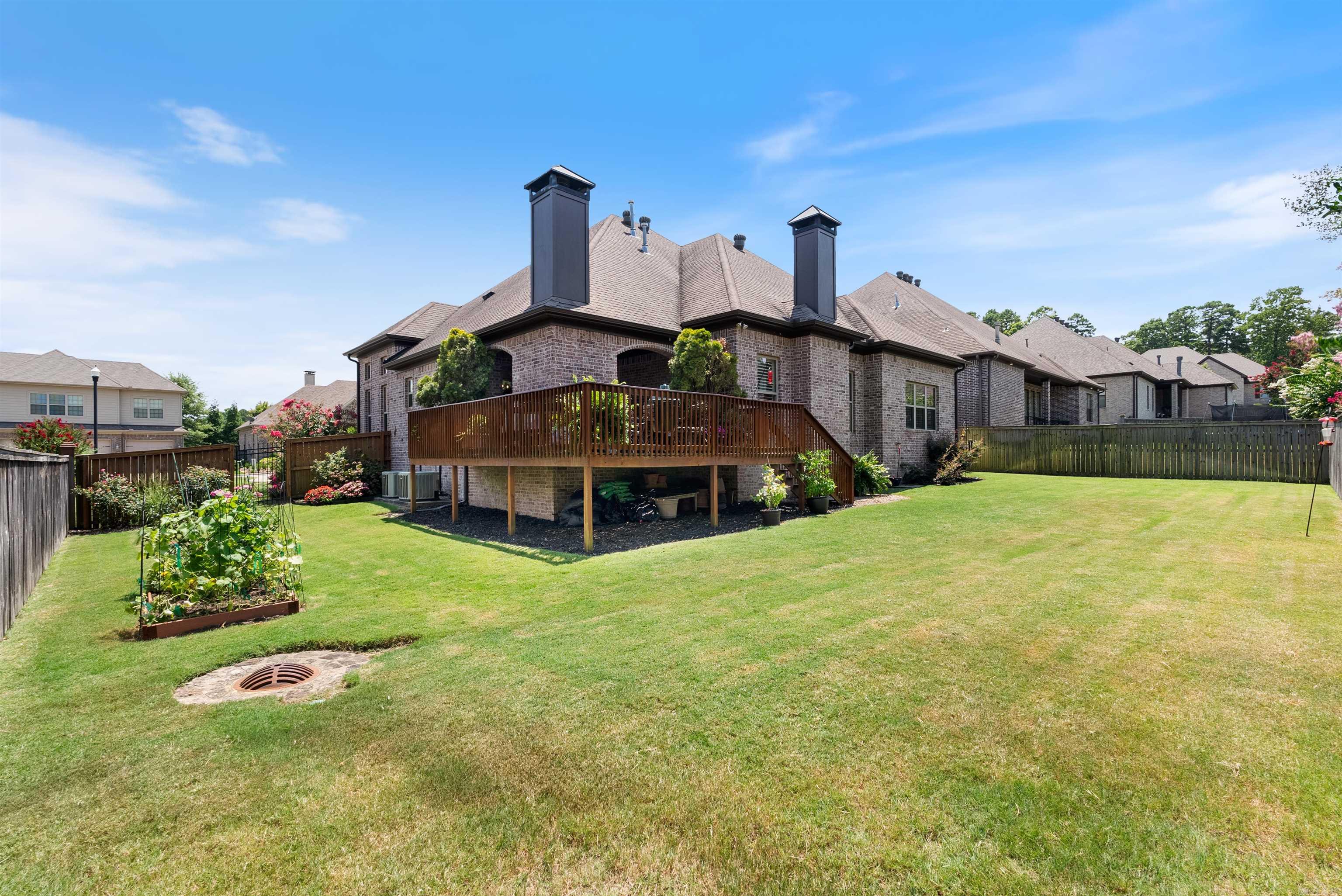 CHENAL VALLEY "MIRAMAR PLACE" - Residential