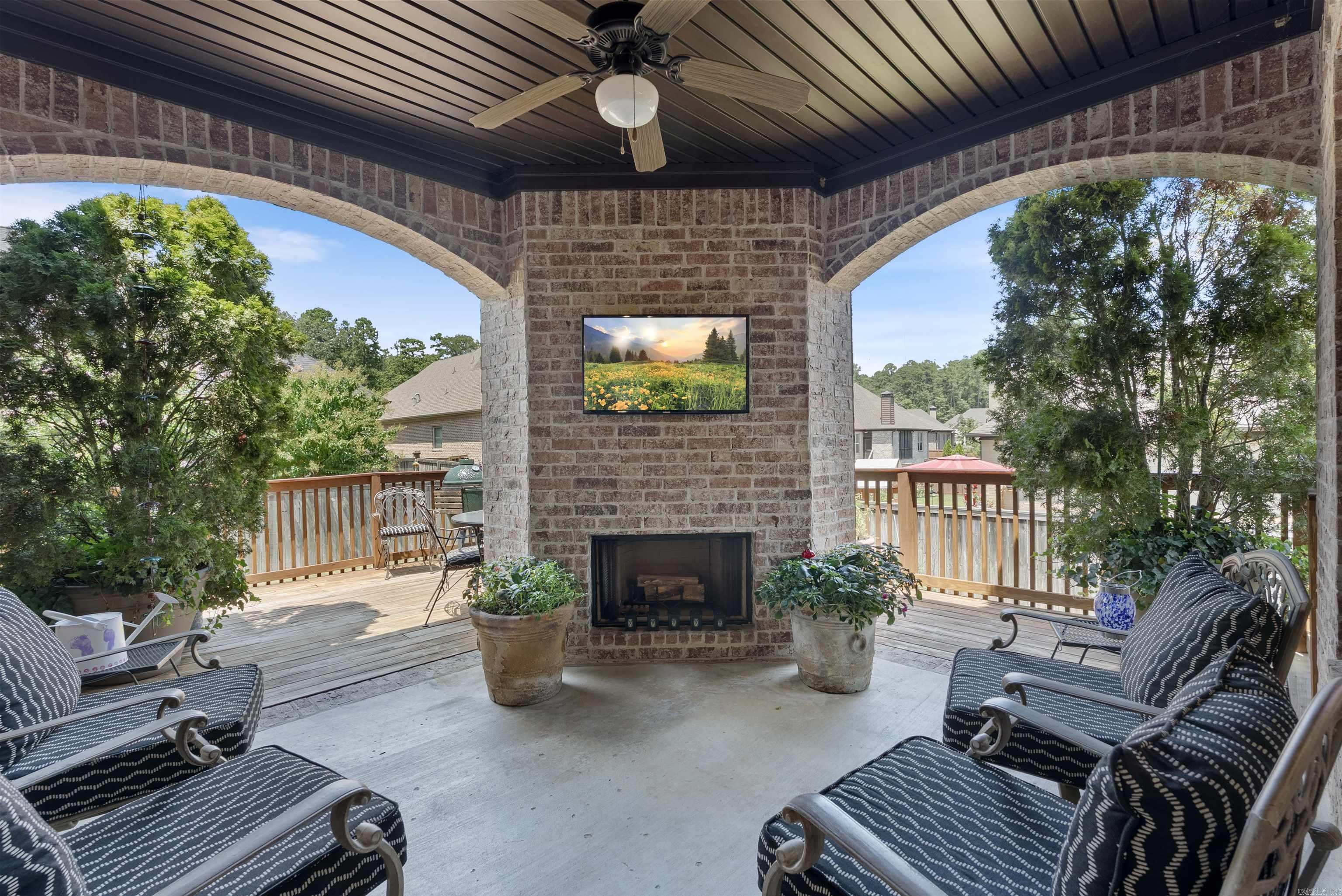 CHENAL VALLEY "MIRAMAR PLACE" - Residential