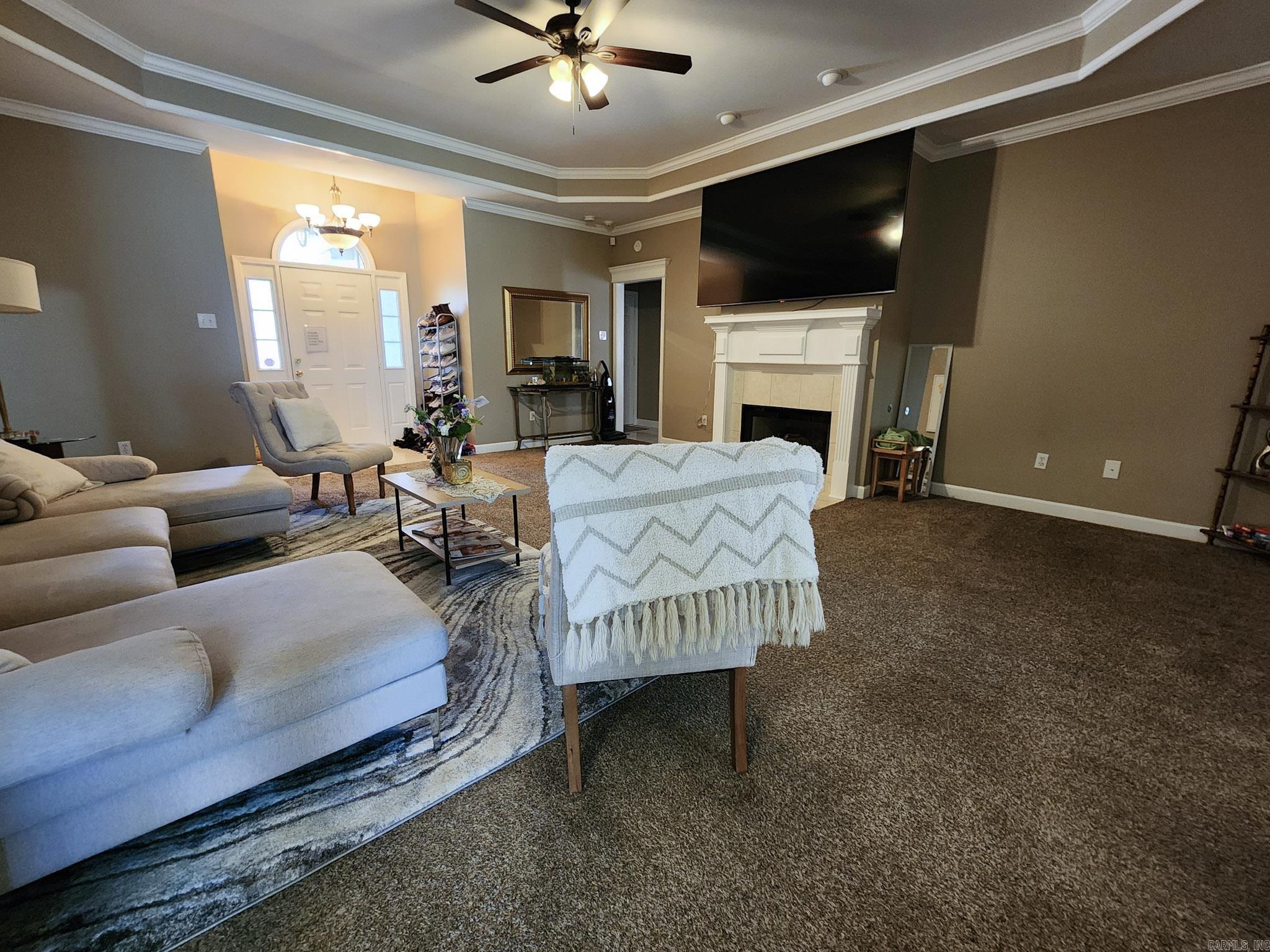 MYSTERY WOODS - Residential