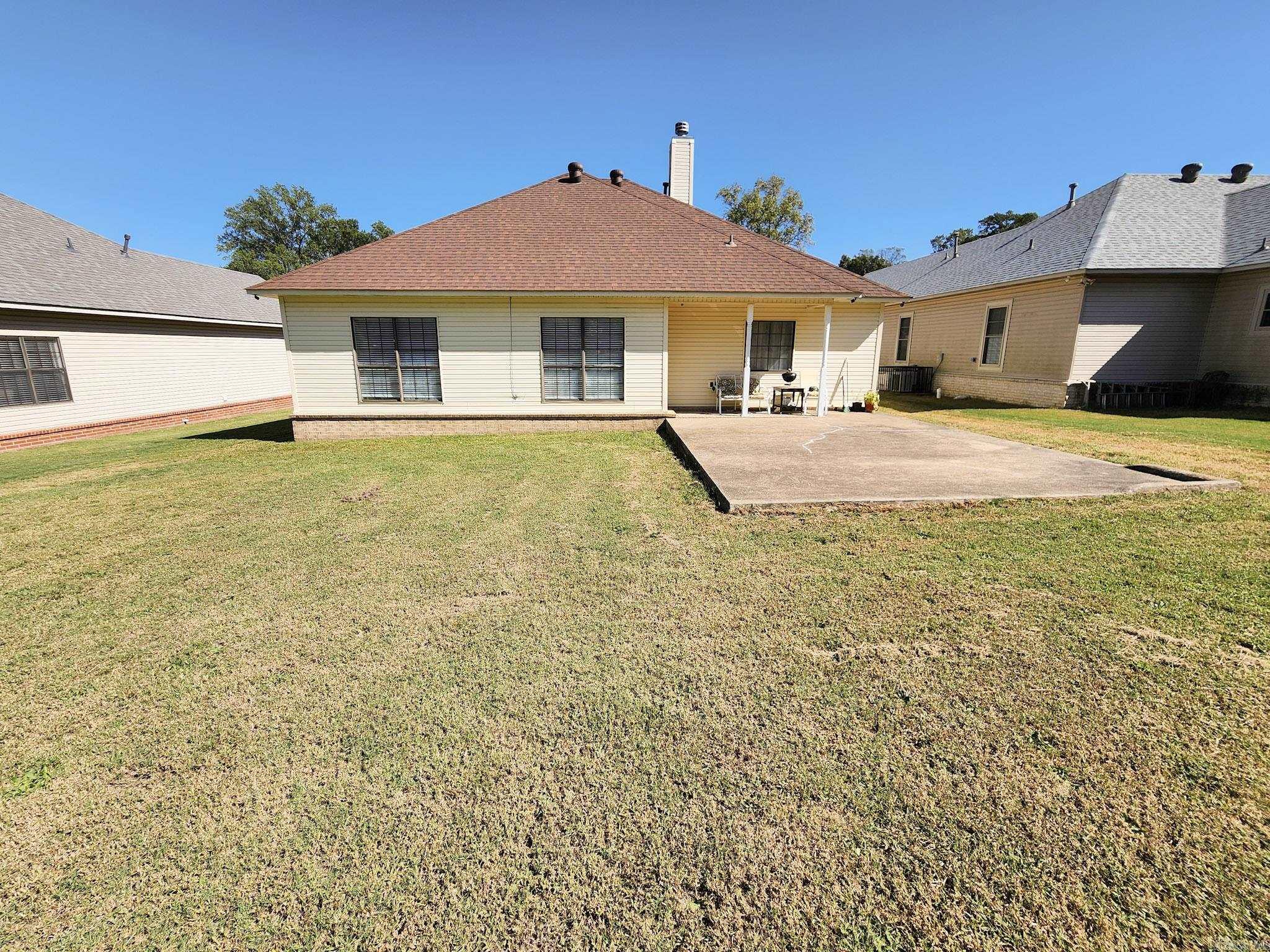 MYSTERY WOODS - Residential