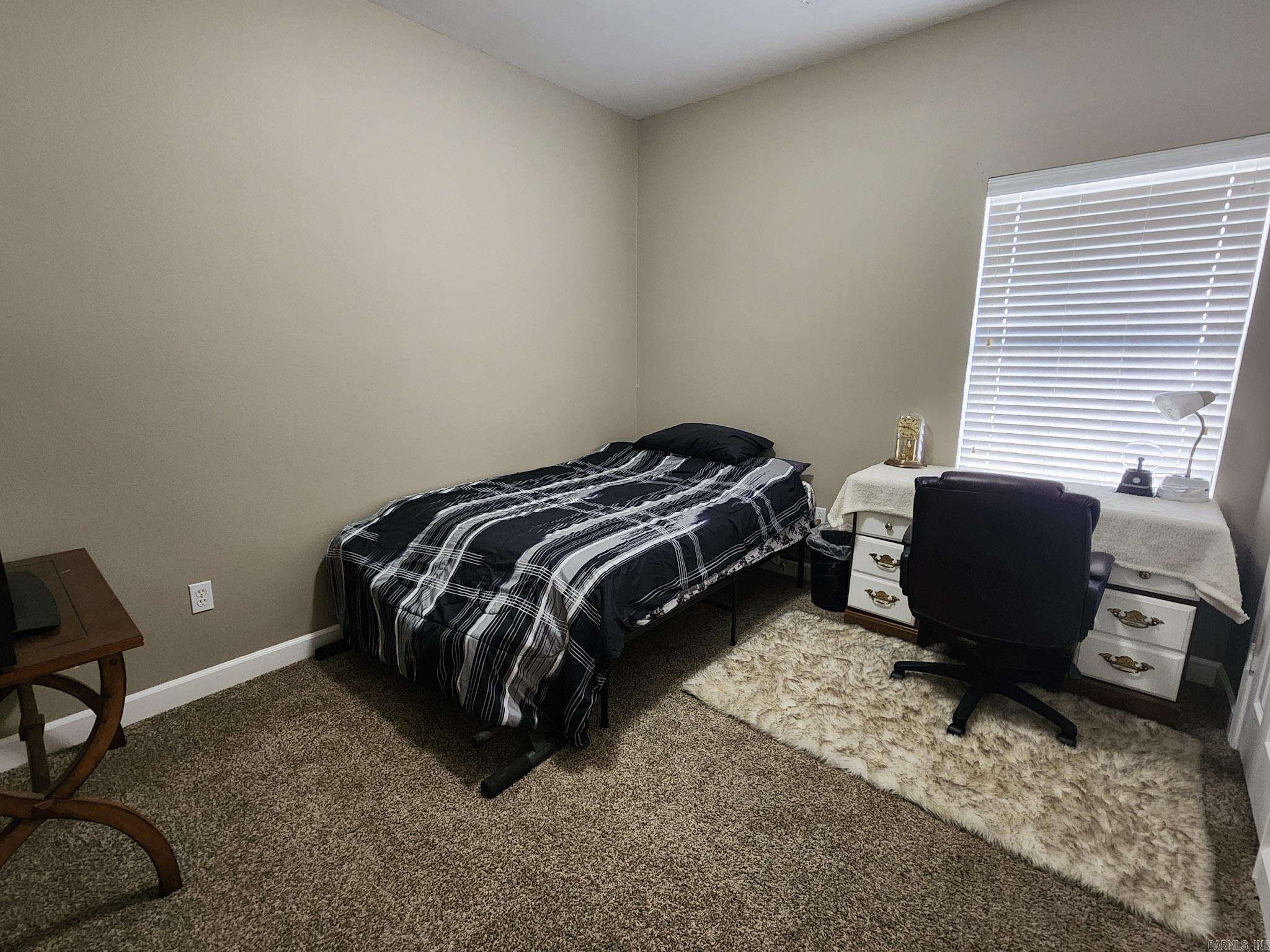 MYSTERY WOODS - Residential