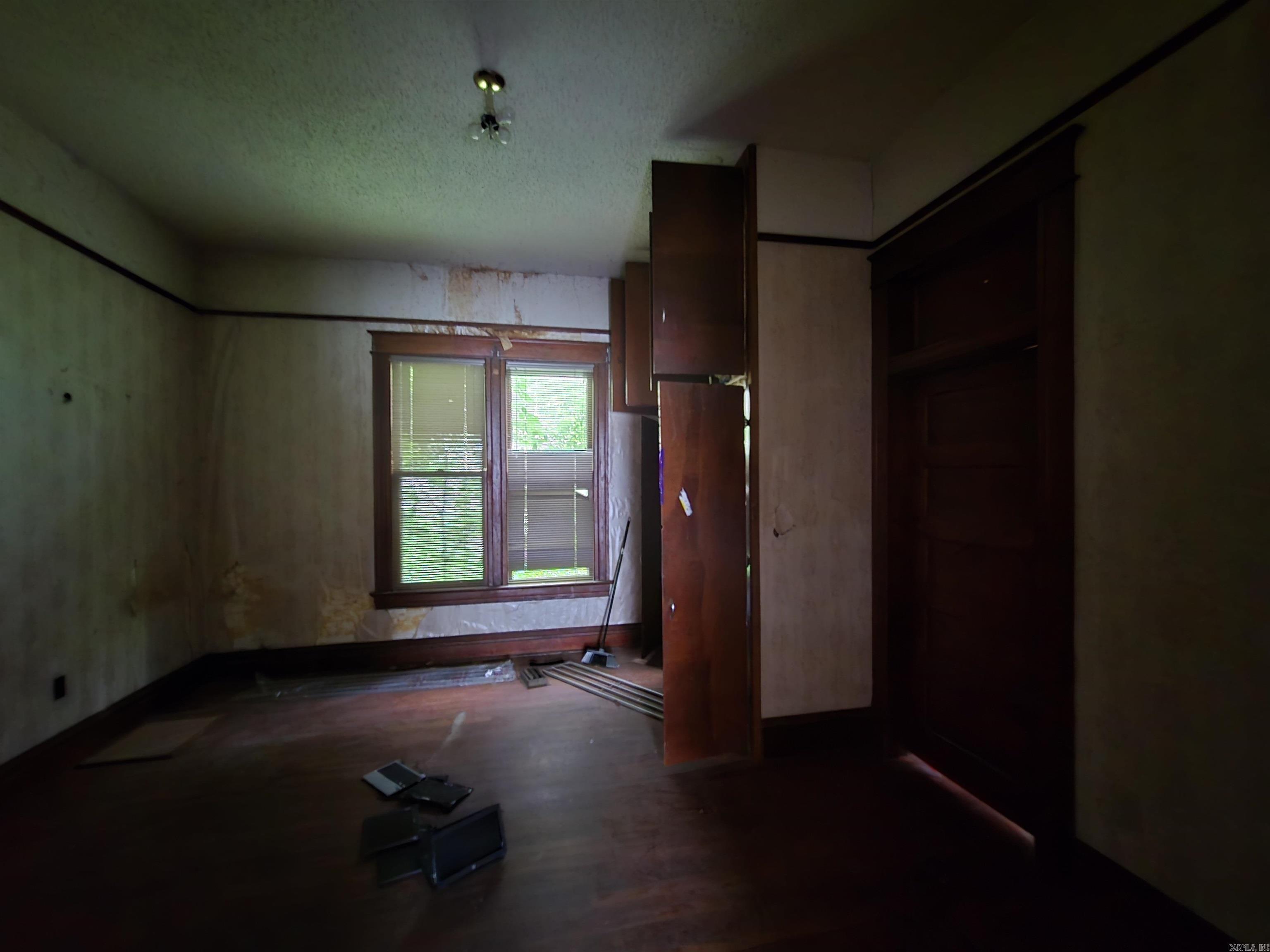 FLEMING & BRADFORD - Residential