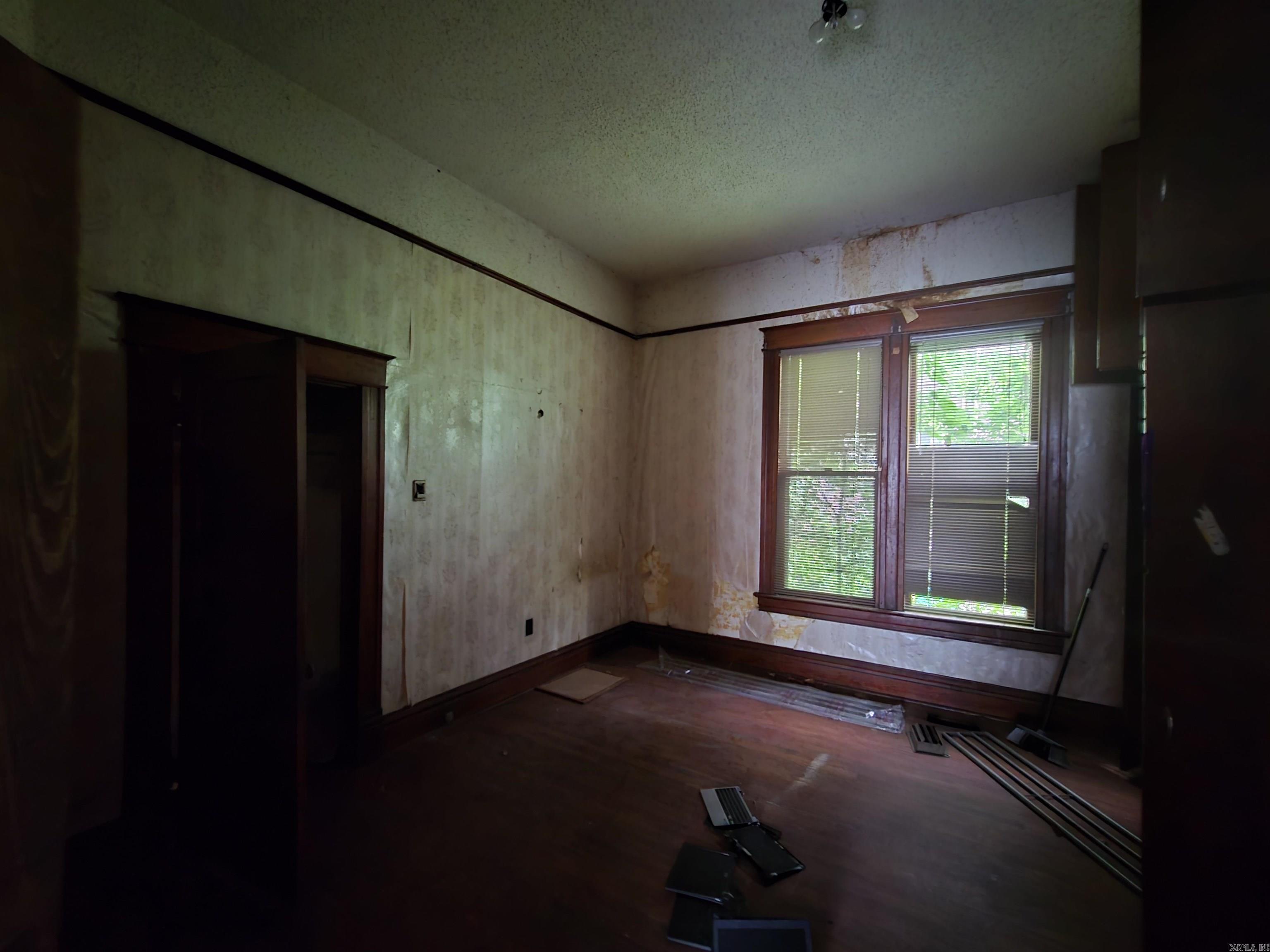 FLEMING & BRADFORD - Residential