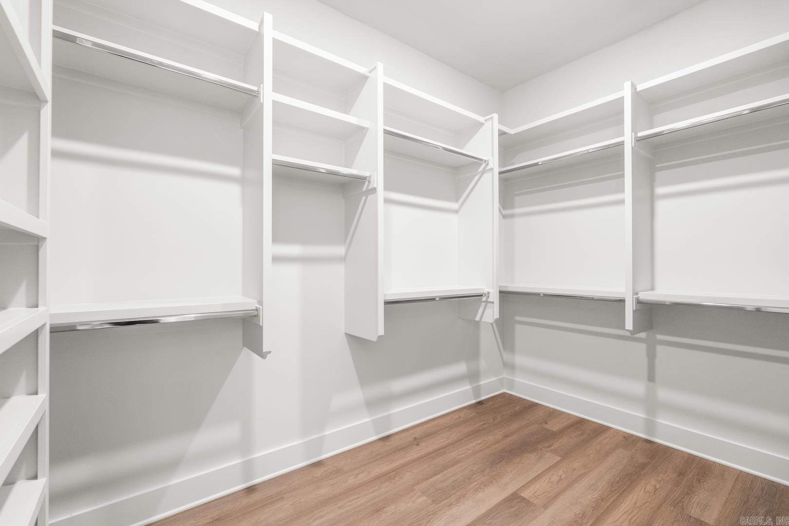 ARGENTA - Residential