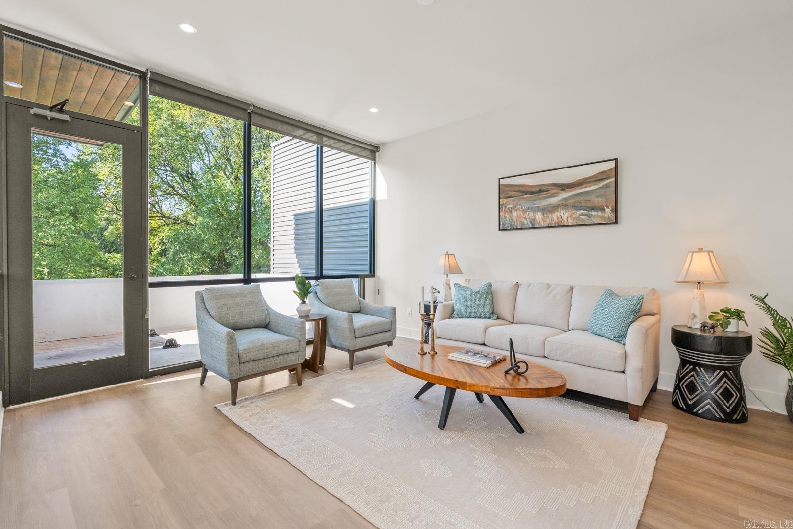 ARGENTA - Residential