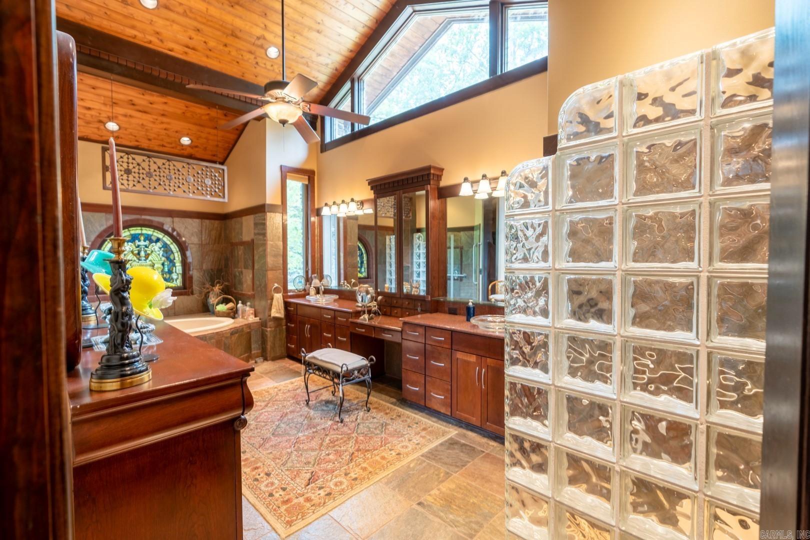 Eden Isle Estates - Residential