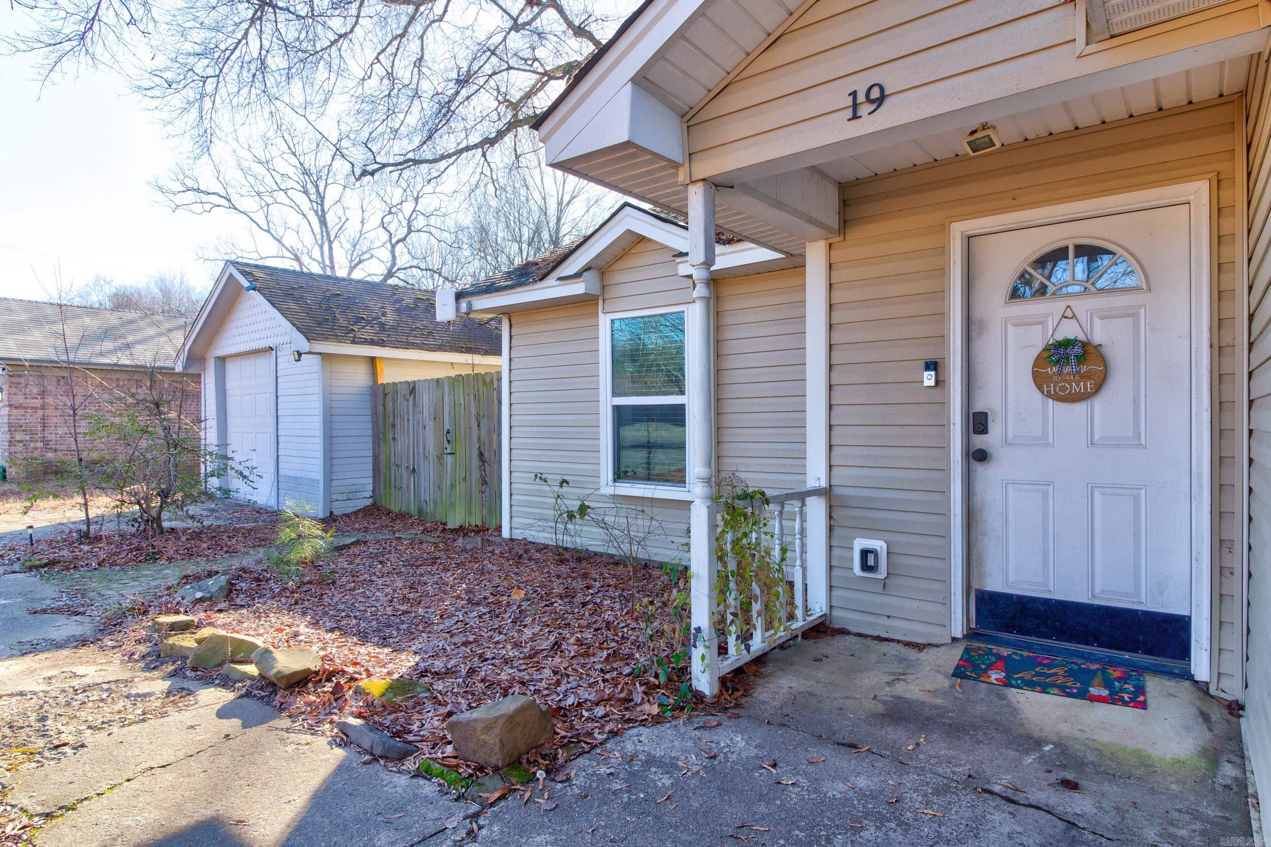 HENDERSONS ADDN - Residential Lease