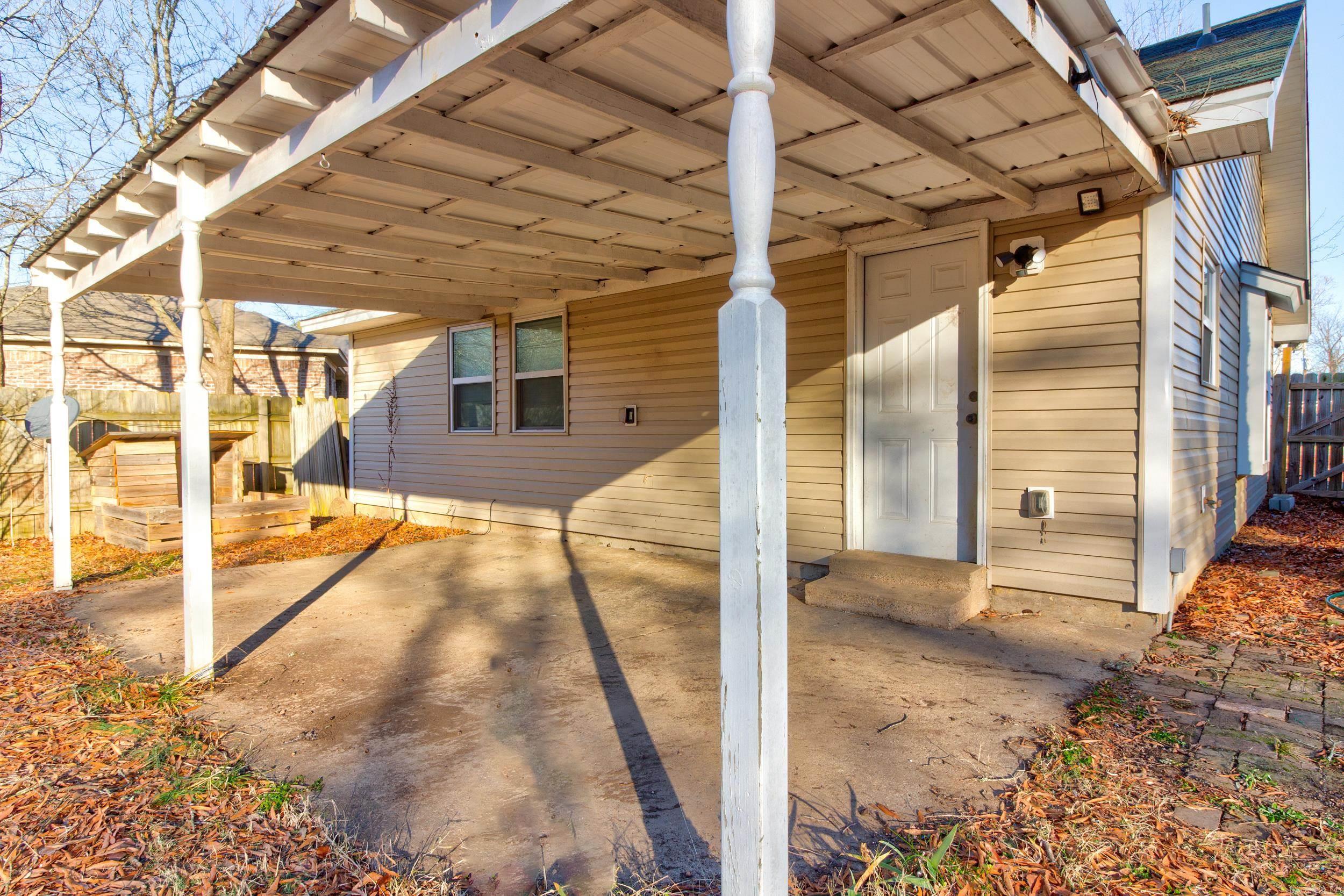 HENDERSONS ADDN - Residential Lease