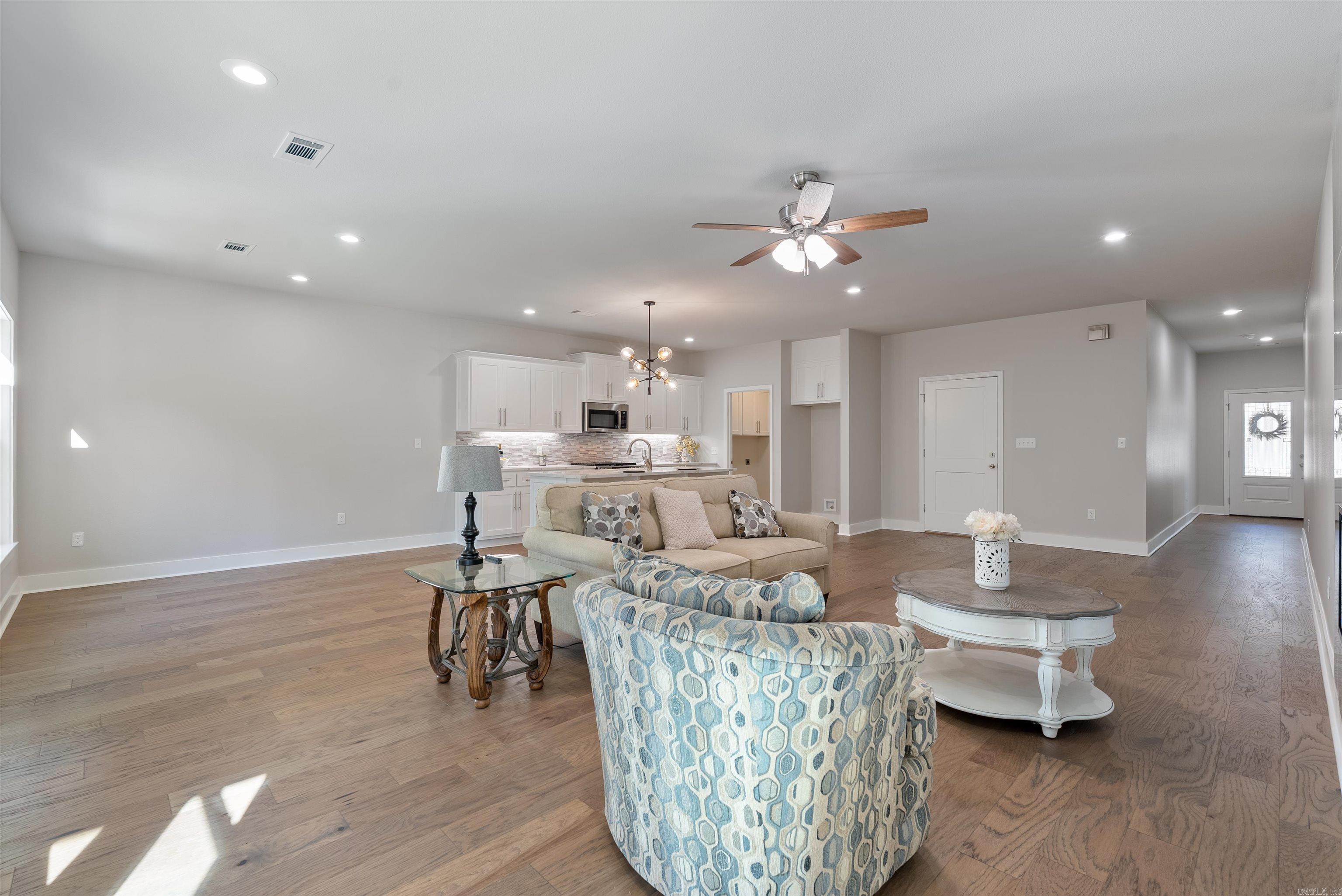 GIBRALTER HGTS - Residential