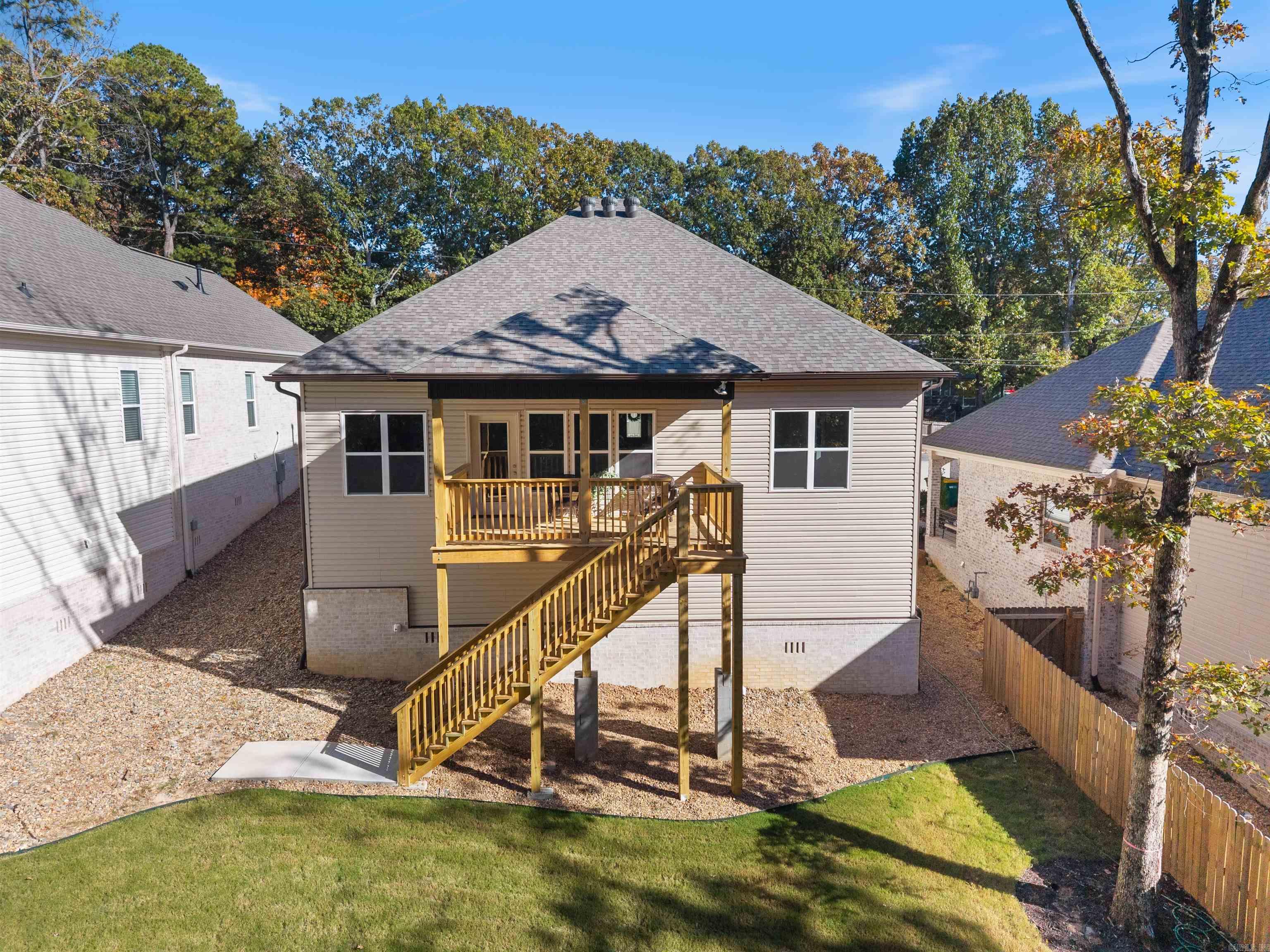 GIBRALTER HGTS - Residential