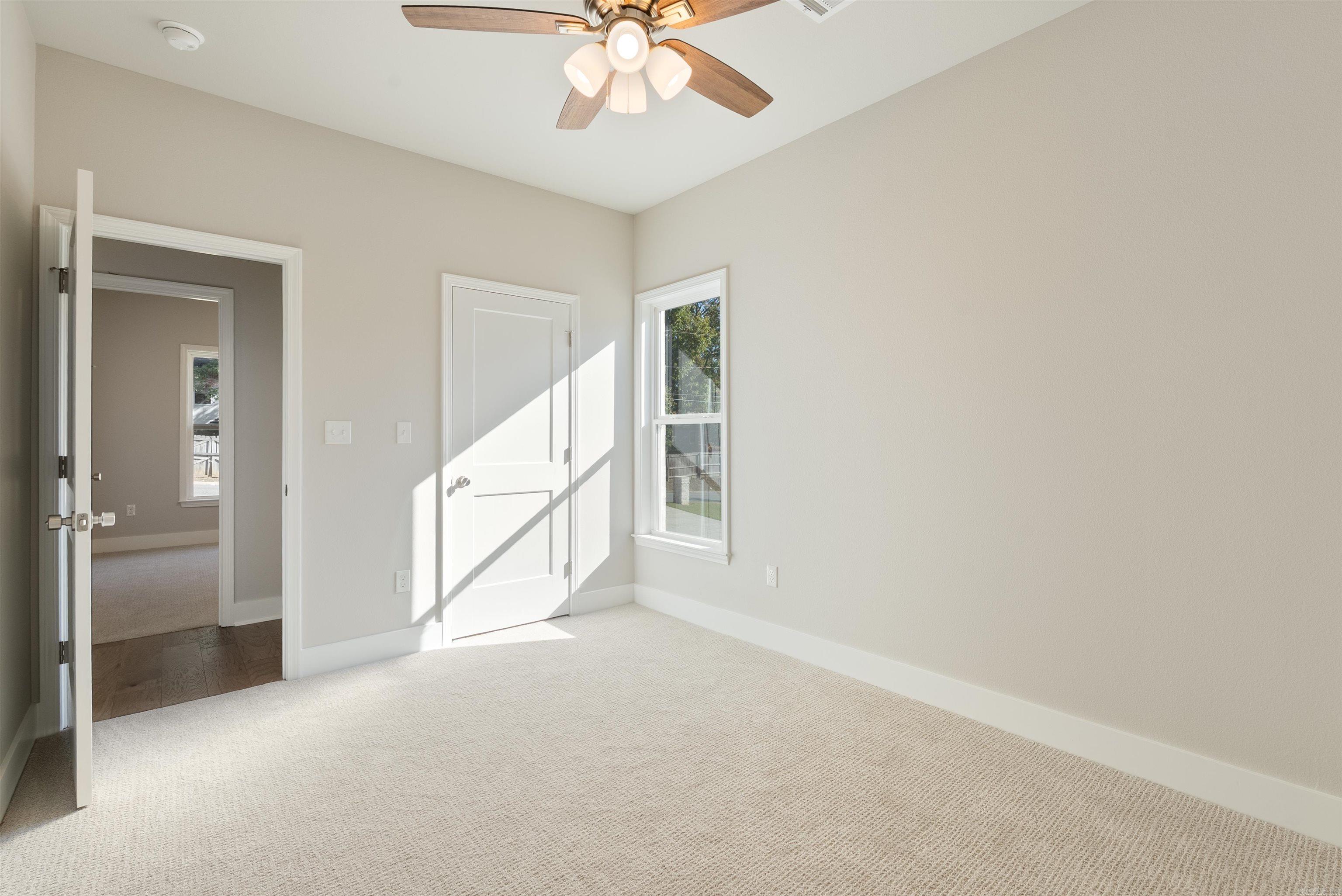 GIBRALTER HGTS - Residential