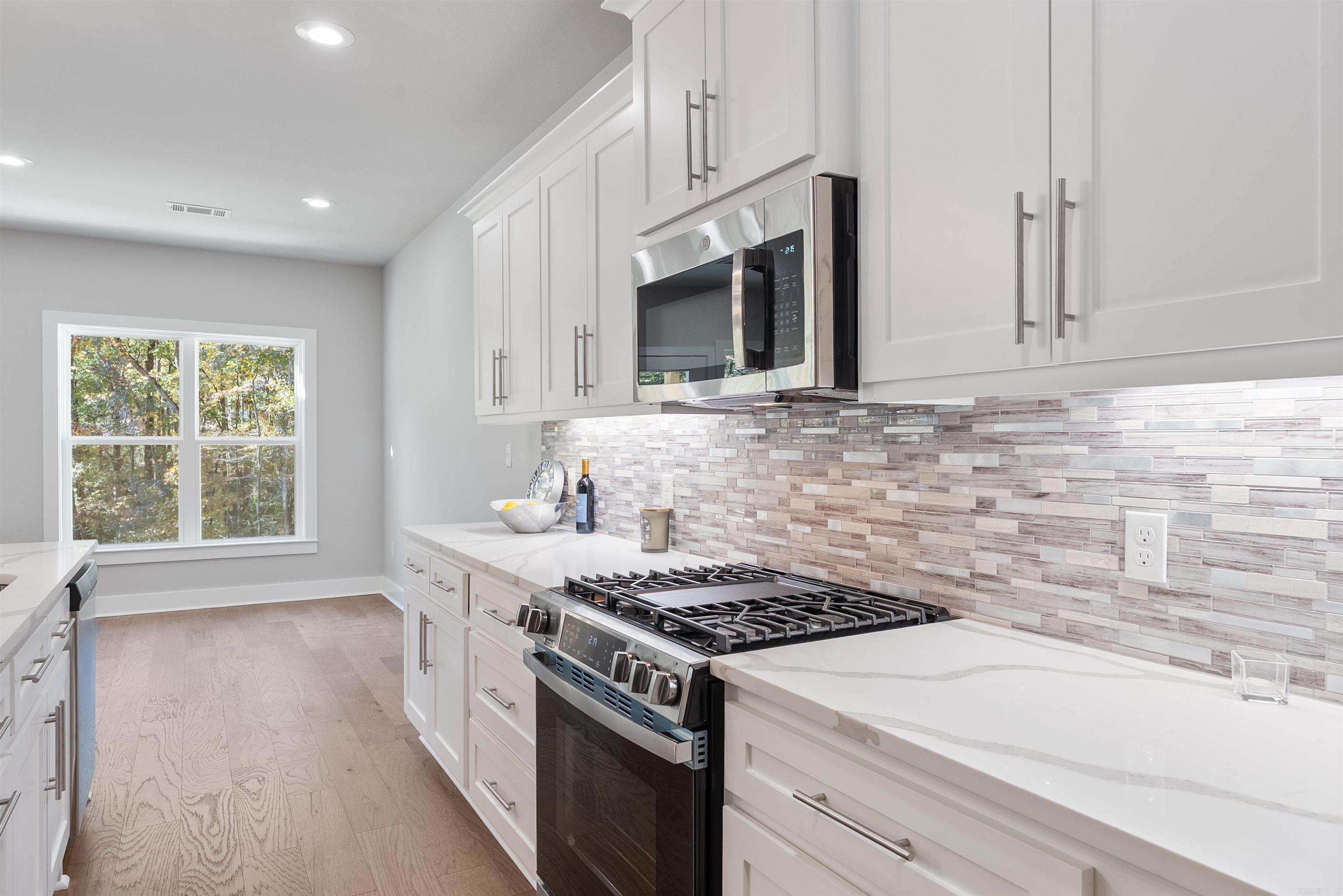 GIBRALTER HGTS - Residential