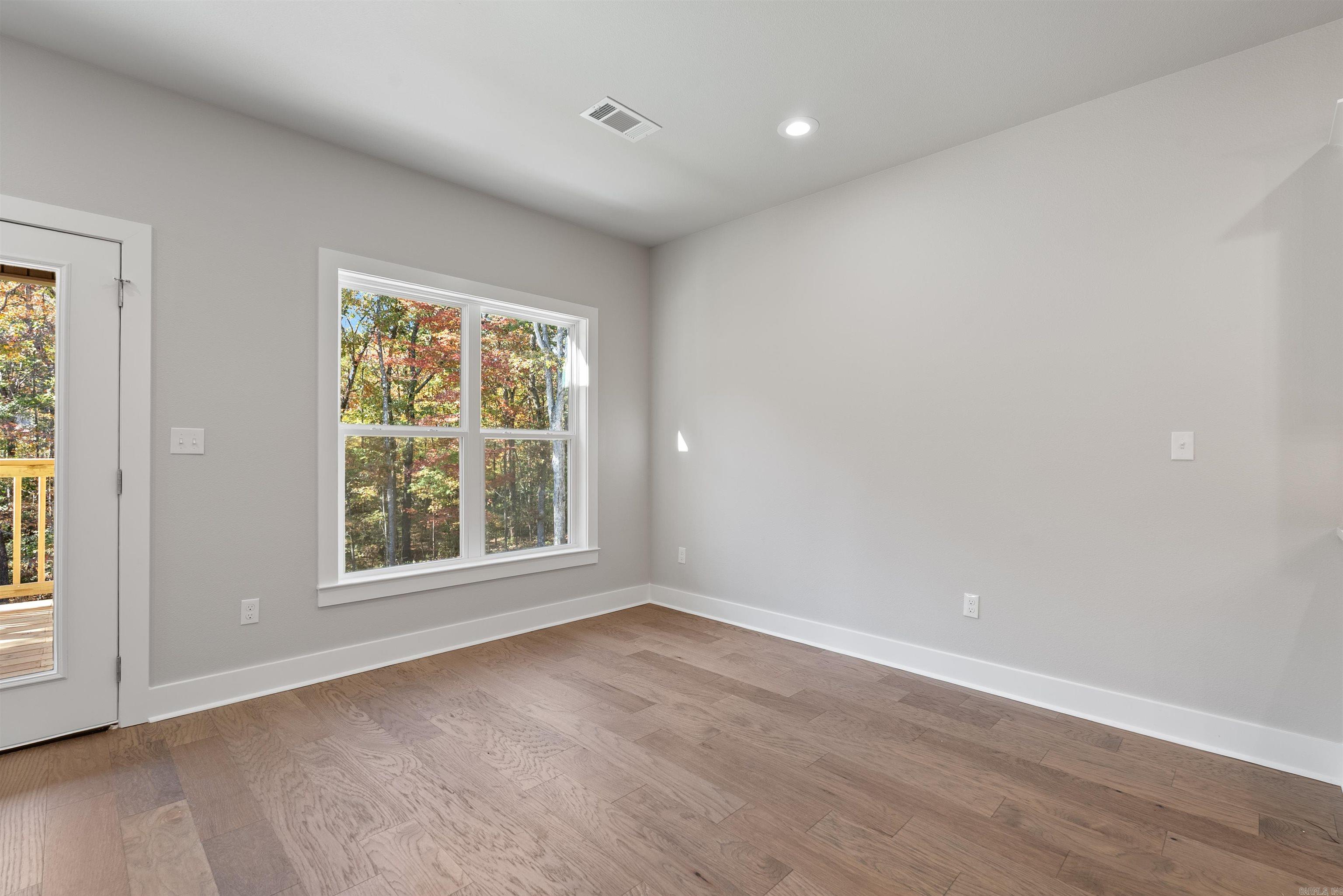 GIBRALTER HGTS - Residential