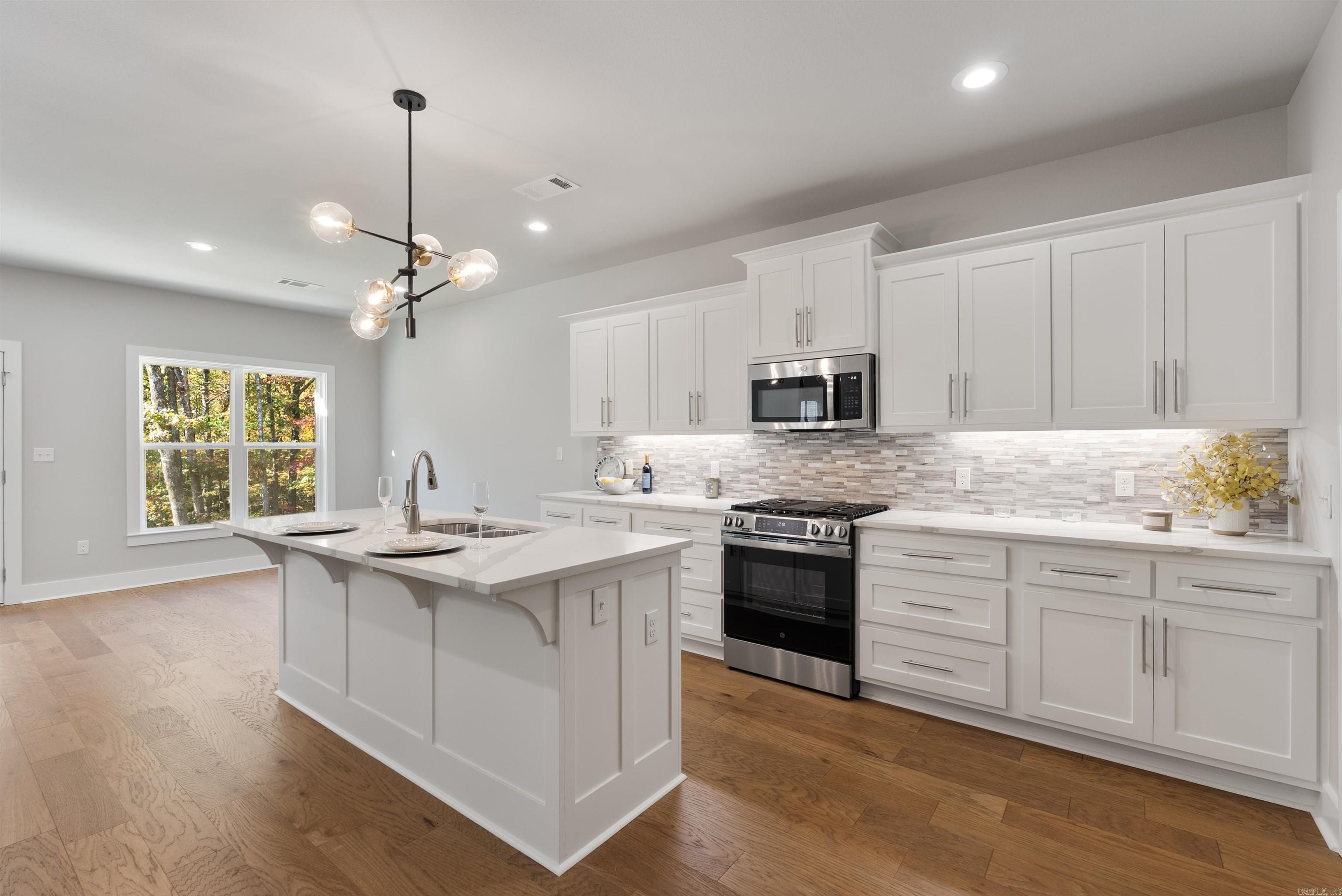 GIBRALTER HGTS - Residential