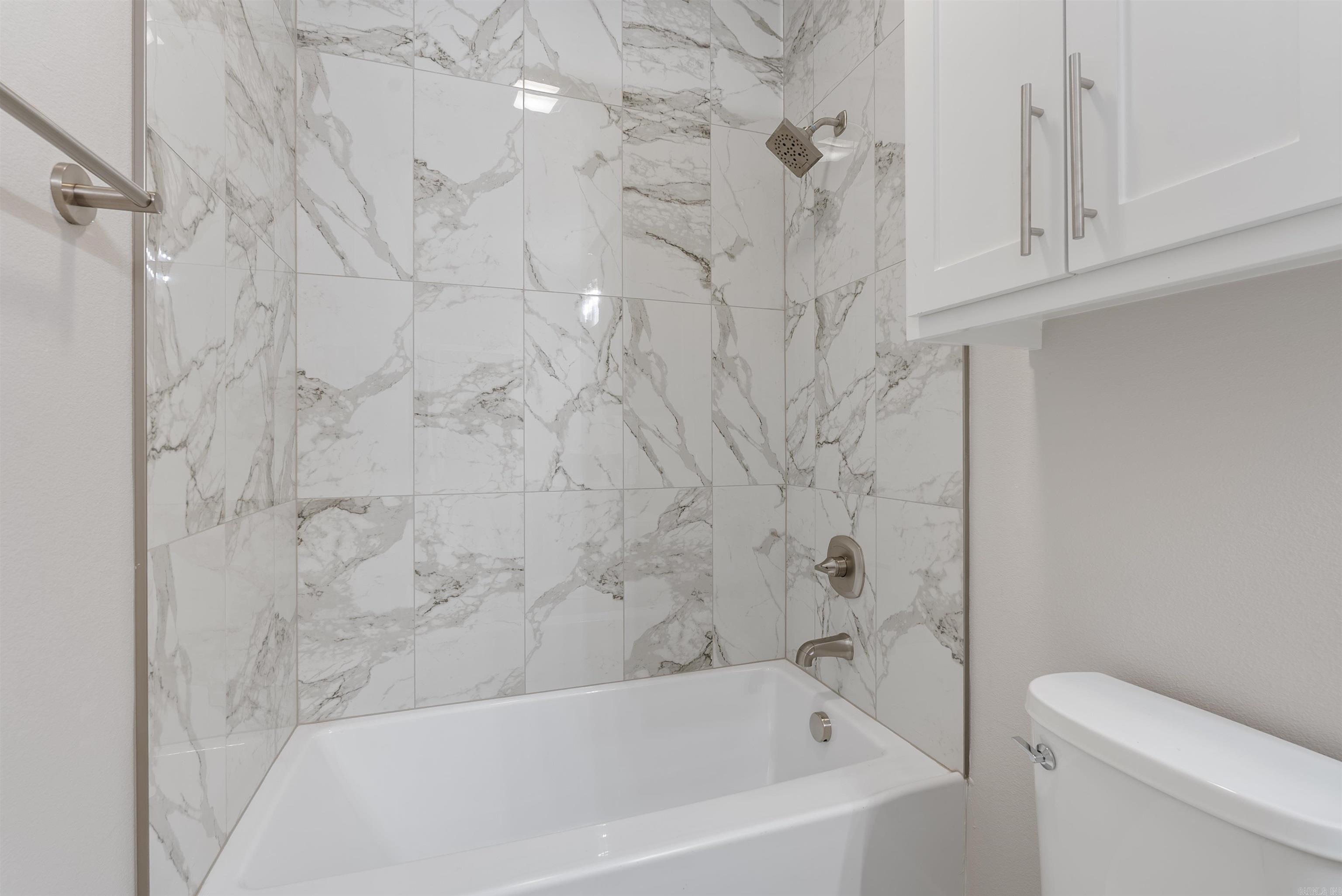 GIBRALTER HGTS - Residential