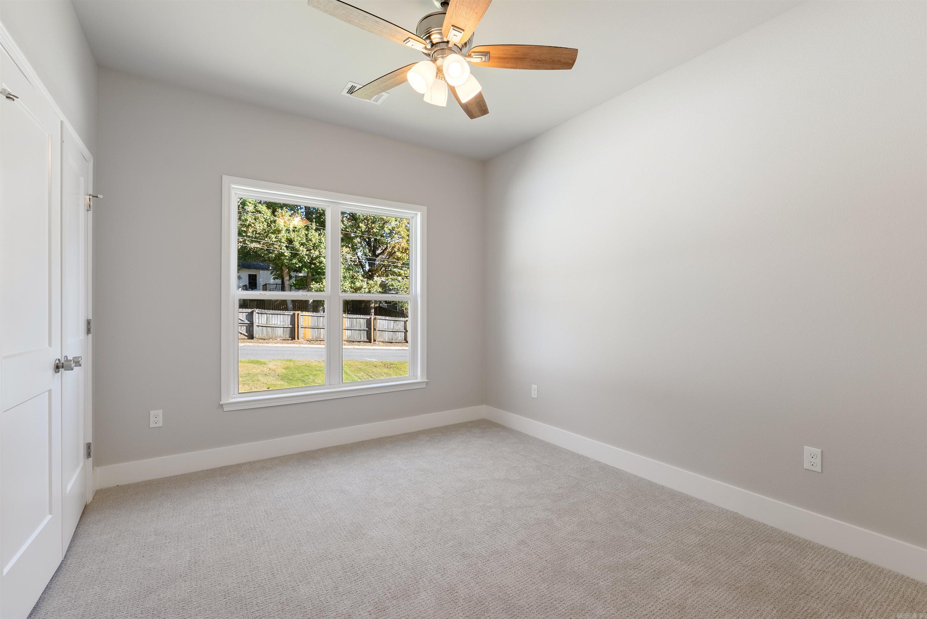 GIBRALTER HGTS - Residential